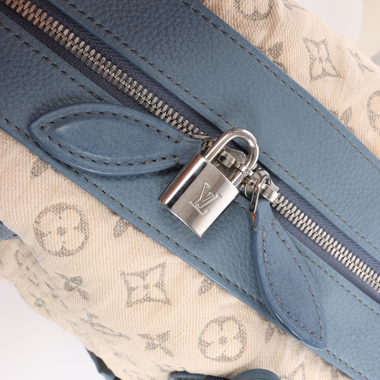 Louis Vuitton Louis Vuitton Monogram Denim Speedy Round GM 2Way Handbag in Beige Beige
