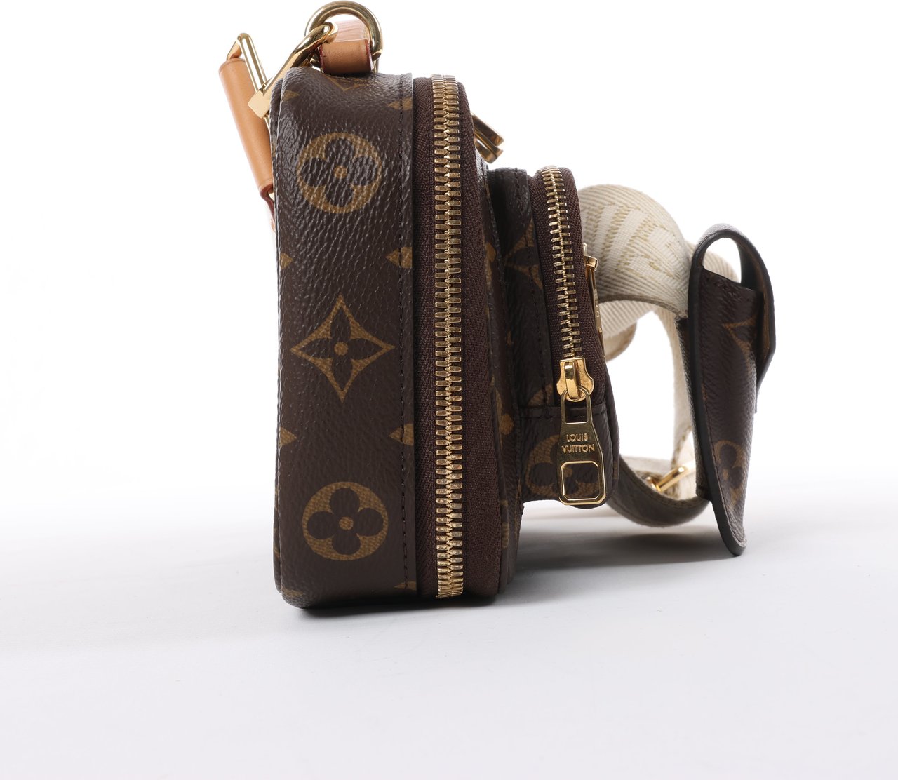 Louis Vuitton Louis Vuitton Monogram Utility Crossbody Bag M80446 Bruin