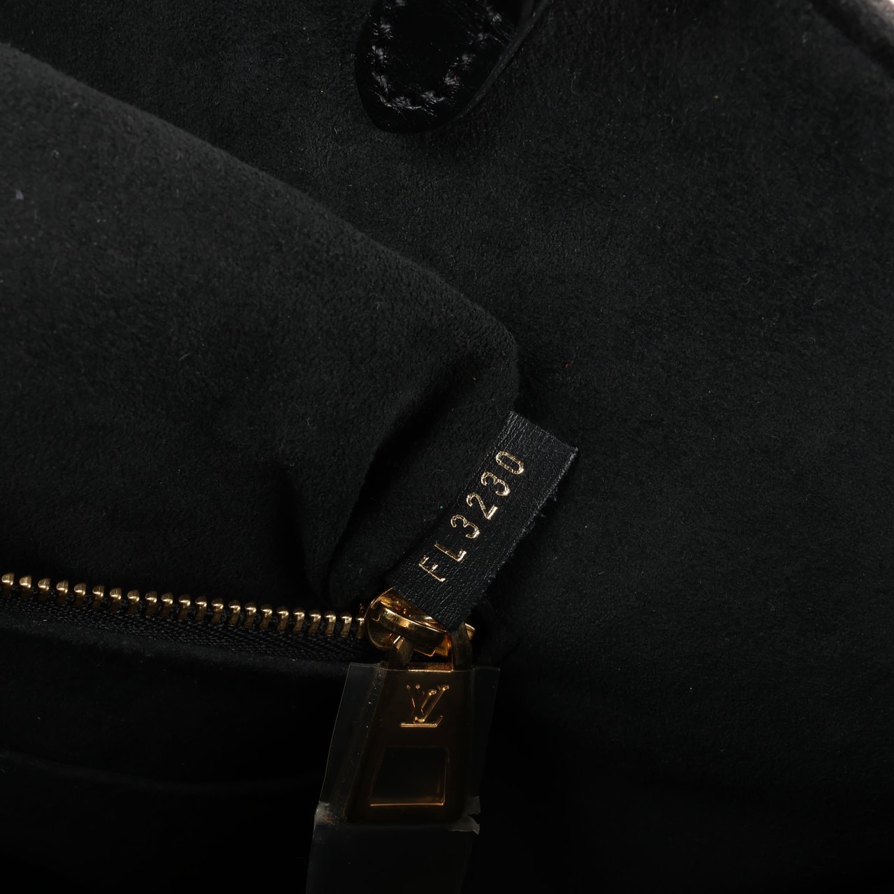 Louis Vuitton Louis Vuitton Since 1854 OnTheGo GM Handbag in Black x White M57207 Divers