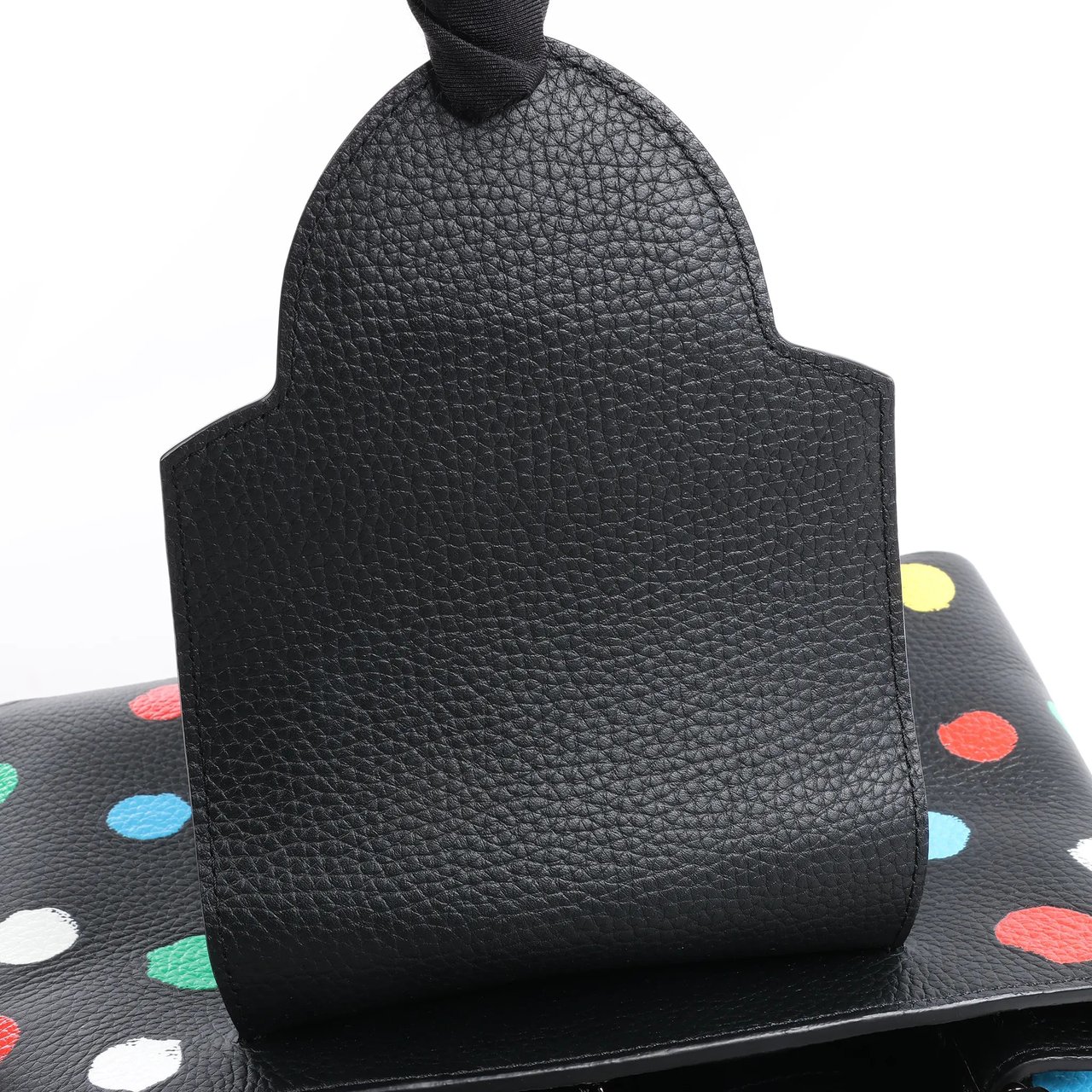 Louis Vuitton Louis Vuitton x Taurillon Capucines MM 2Way Handbag in Black M21663 Zwart