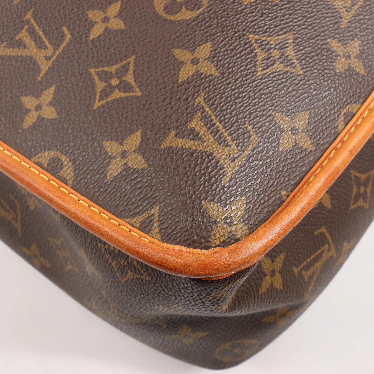 Louis Vuitton Louis Vuitton Monogram Jypsiere GM Shoulder Bag M42249 Bruin