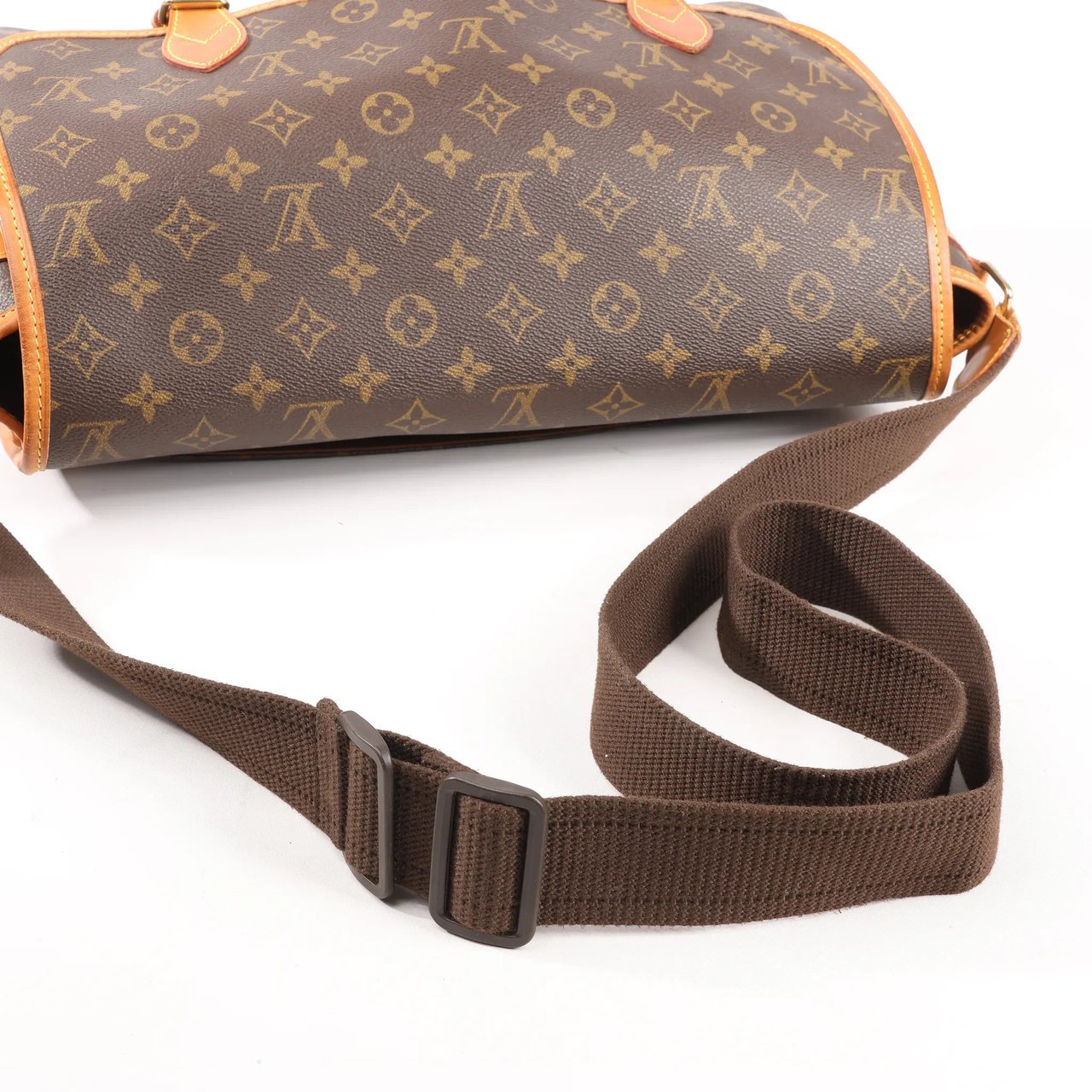 Louis Vuitton Louis Vuitton Monogram Jypsiere GM Shoulder Bag M42249 Bruin