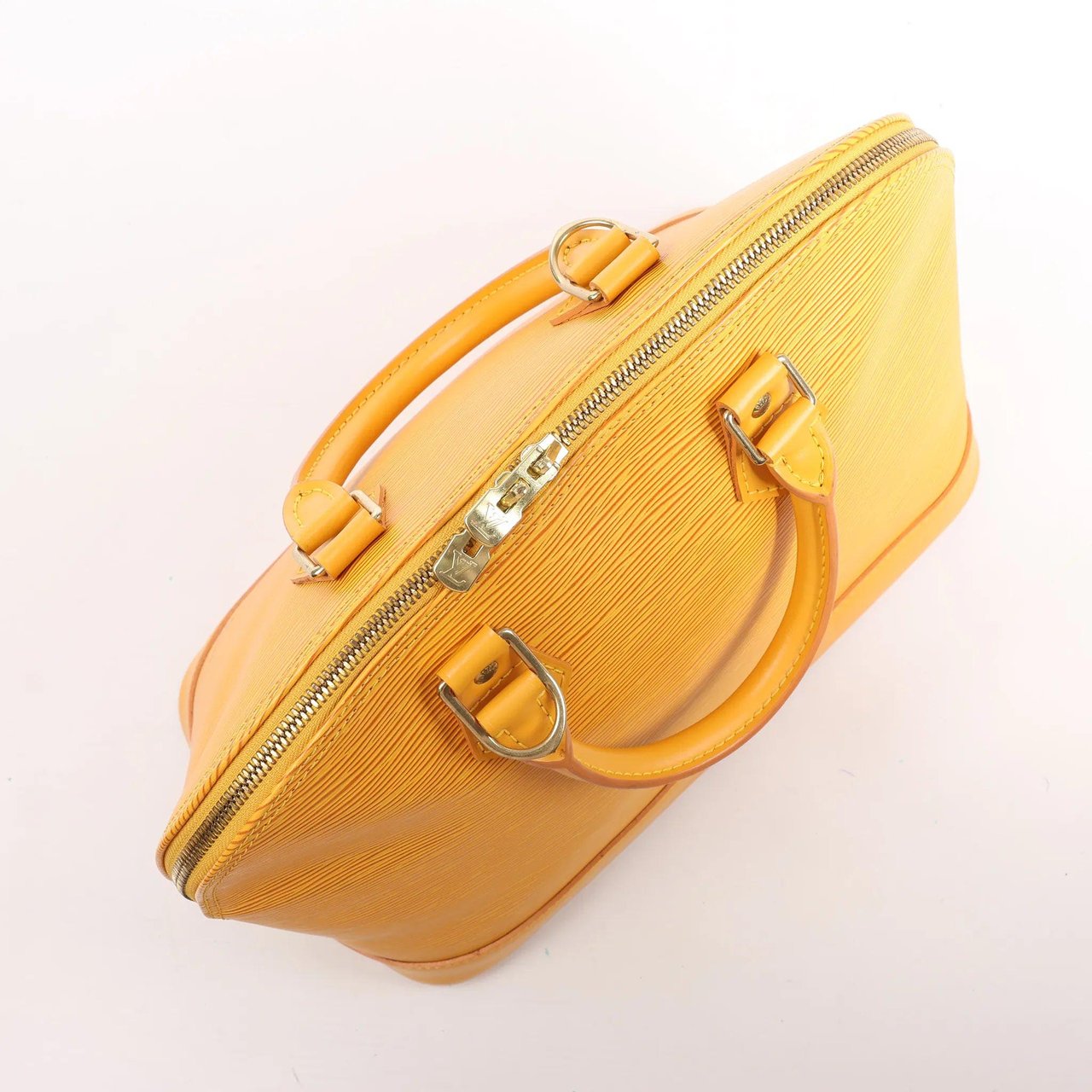 Louis Vuitton Louis Vuitton Alma PM Epi Leather Handbag in Yellow M40619 Geel