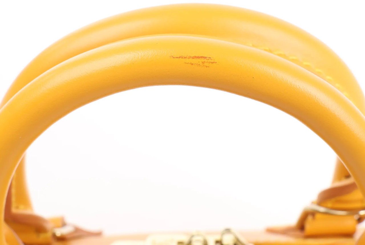 Louis Vuitton Louis Vuitton Alma PM Epi Leather Handbag in Yellow M40619 Geel