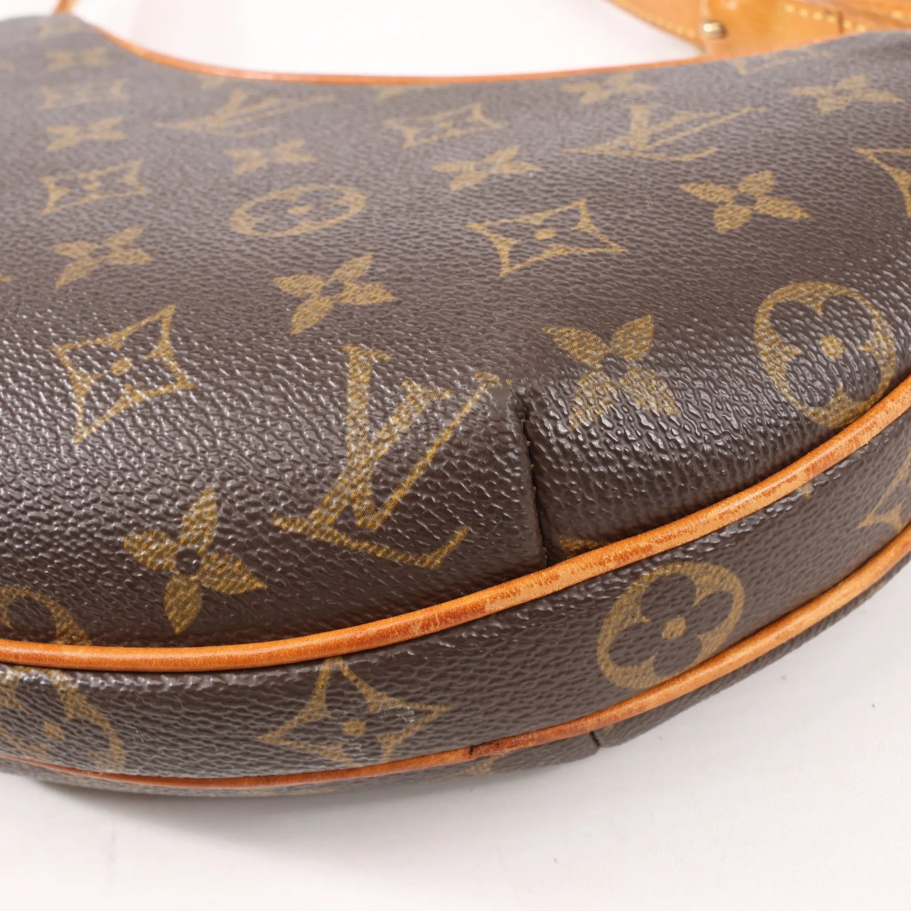Louis Vuitton Louis Vuitton Monogram Pochette Croissant Shoulder Bag in Brown M51510 Bruin