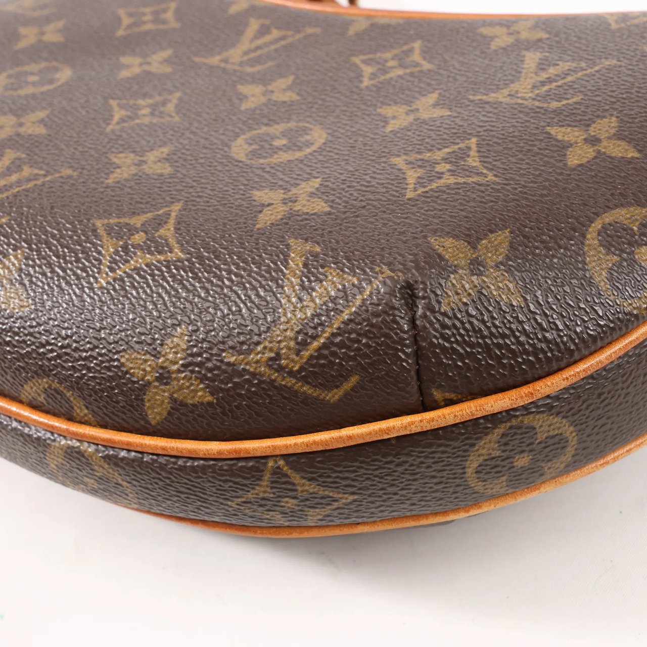 Louis Vuitton Louis Vuitton Monogram Pochette Croissant Shoulder Bag in Brown M51510 Bruin