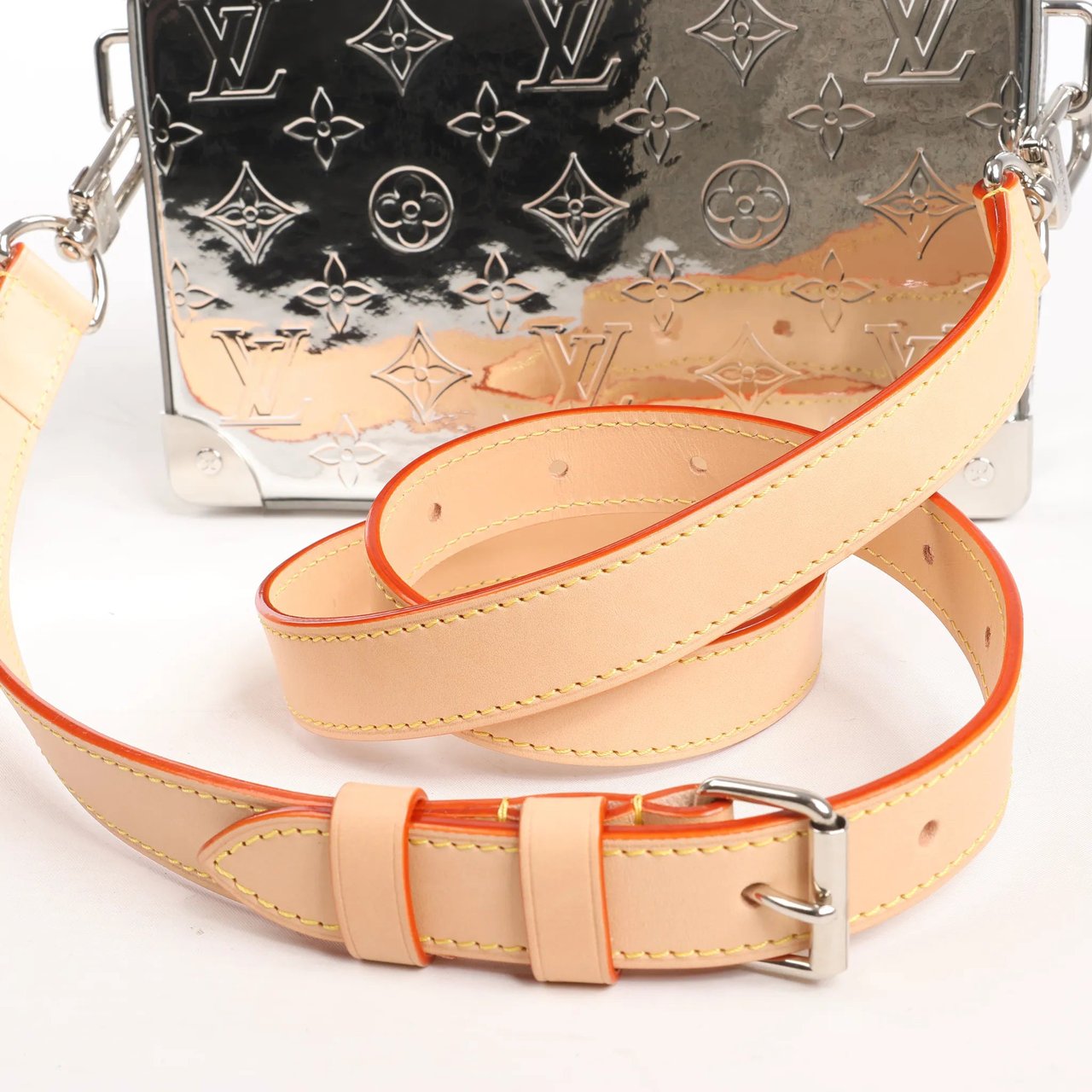 Louis Vuitton Louis Vuitton Soft Trunk Monogram Canvas Crossbody Bag in Silver M45885 Zilver