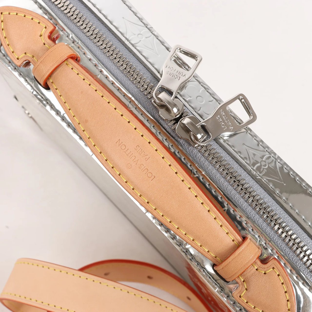 Louis Vuitton Louis Vuitton Soft Trunk Monogram Canvas Crossbody Bag in Silver M45885 Zilver