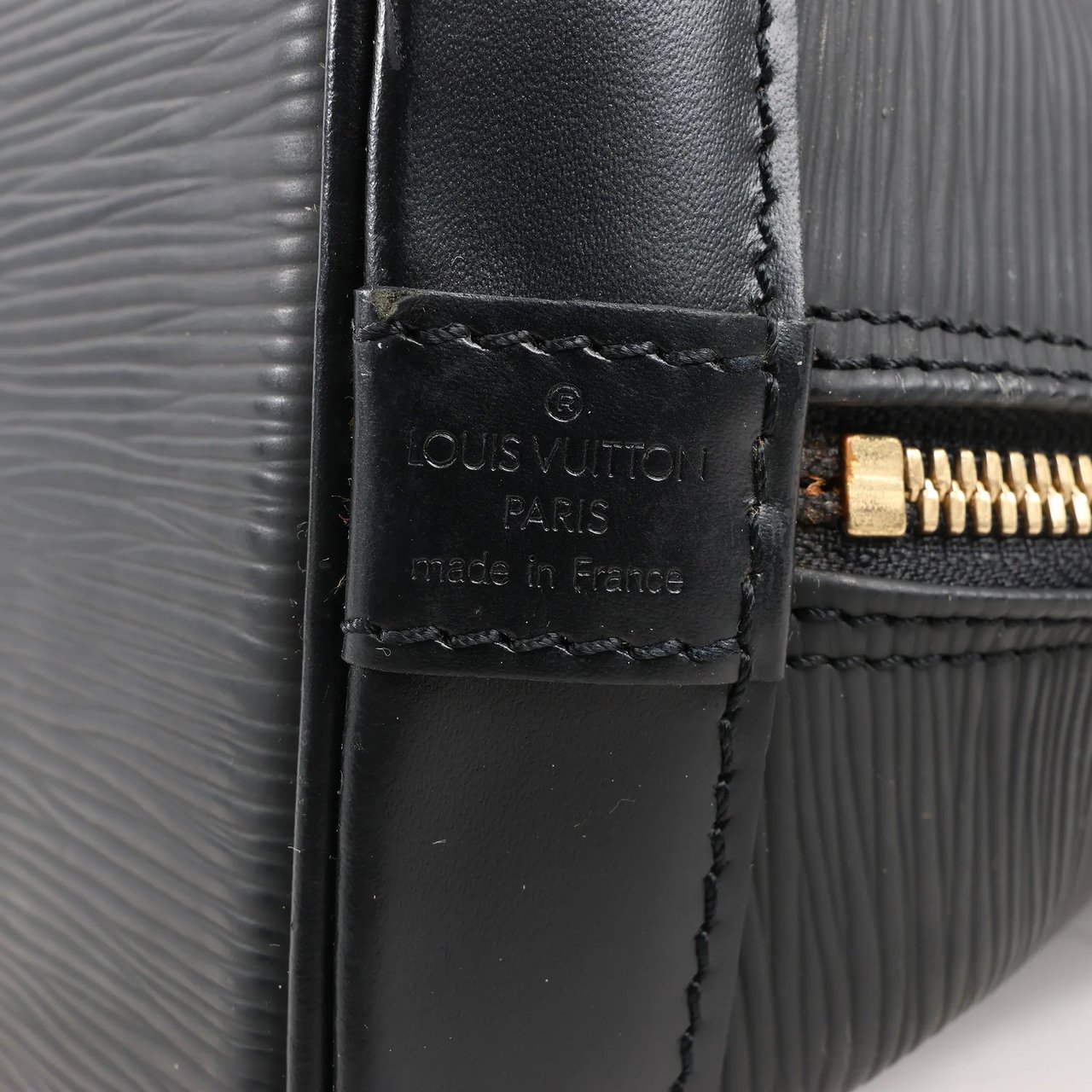 Louis Vuitton Louis Vuitton Epi Leather Alma PM Handbag in Black M52142 Zwart