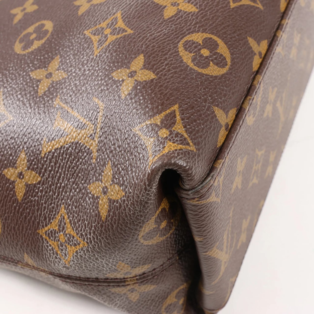 Louis Vuitton Louis Vuitton Monogram Tuileries Besace 2Way Handbag in Brown x Red M43157 Divers