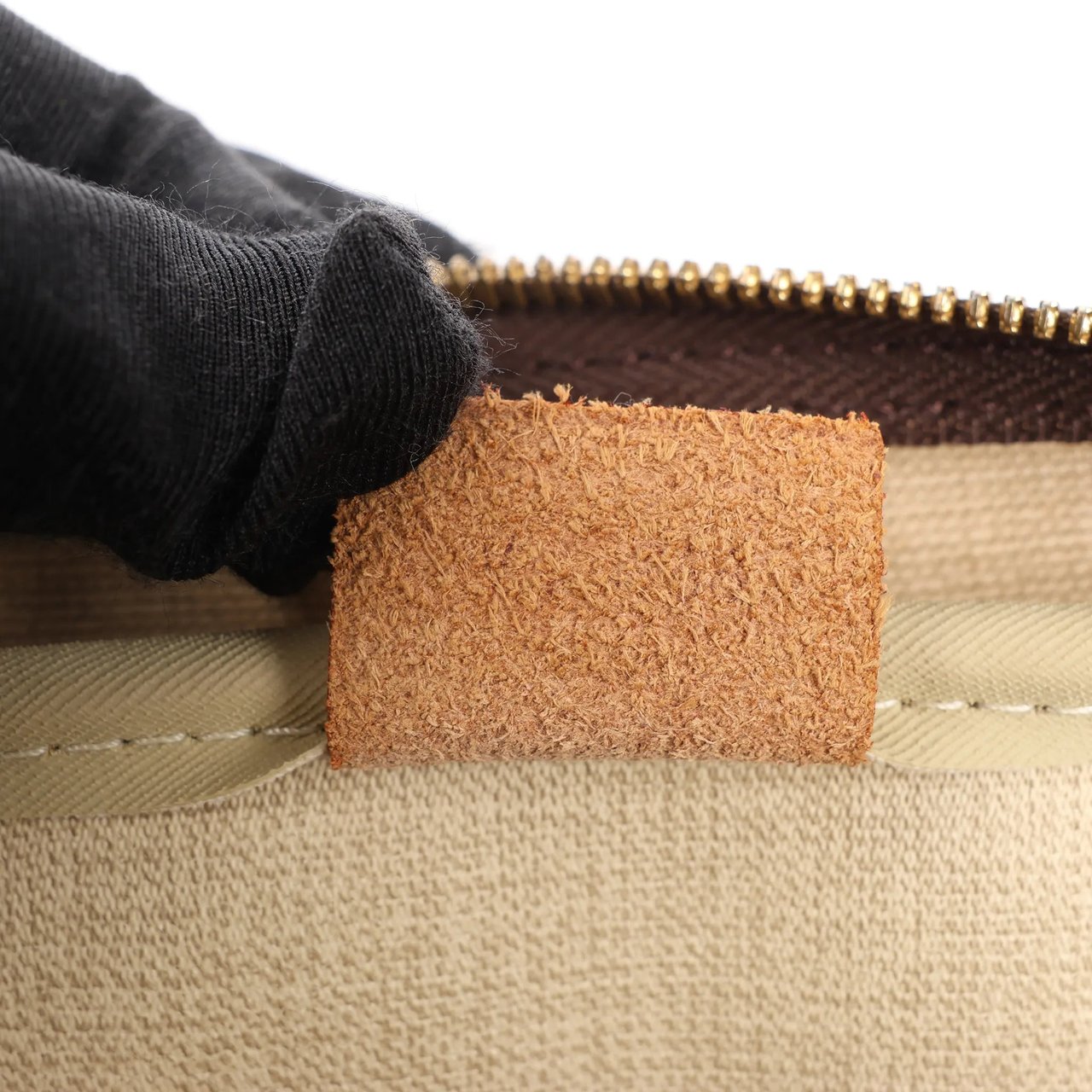 Louis Vuitton Louis Vuitton Deauville Monogram Canvas Handbag in Brown M47270 Bruin