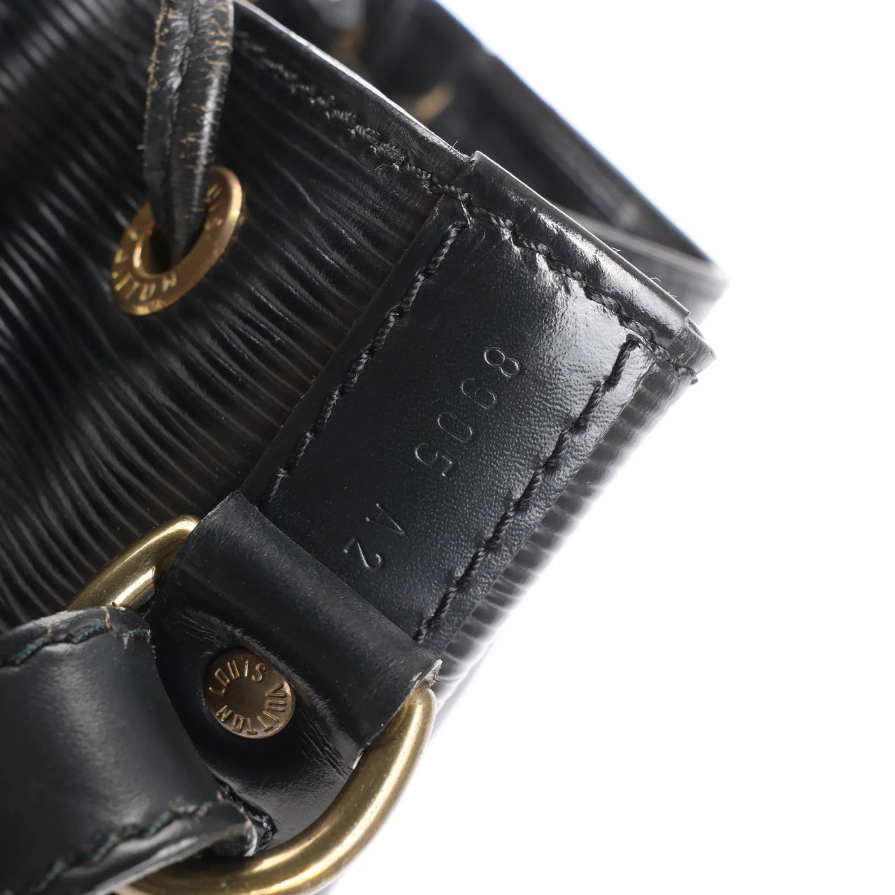 Louis Vuitton Louis Vuitton Noe Epi Leather Shoulder Bag in Black M59002 Zwart