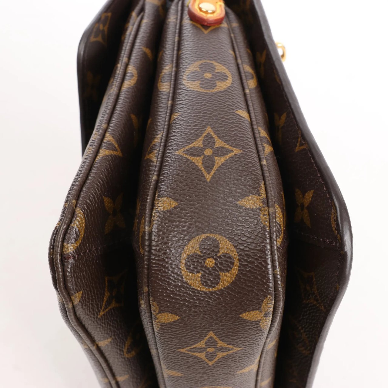 Louis Vuitton Louis Vuitton Pochette Metis MM Monogram Canvas Crossbody Bag in Brown M44875 Bruin