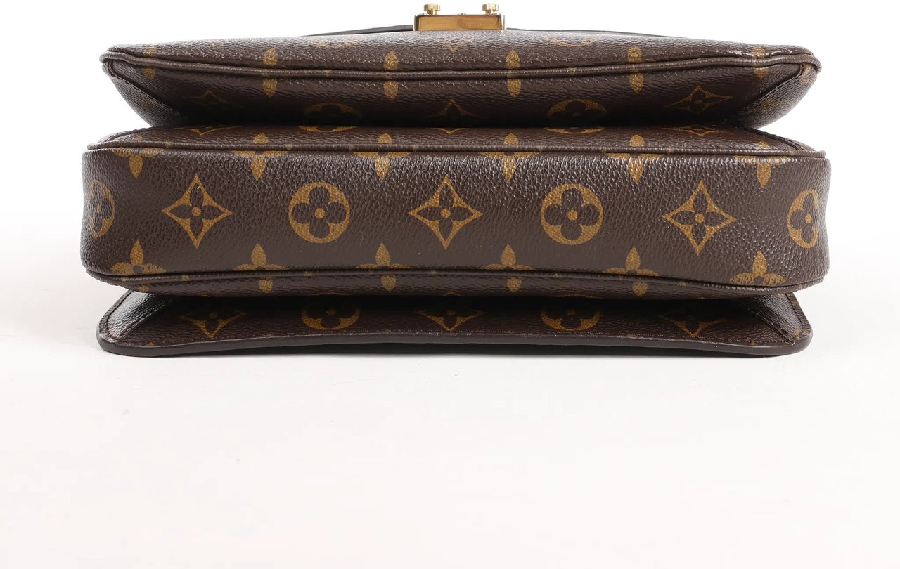 Louis Vuitton Louis Vuitton Pochette Metis MM Monogram Canvas Crossbody Bag in Brown M44875 Bruin