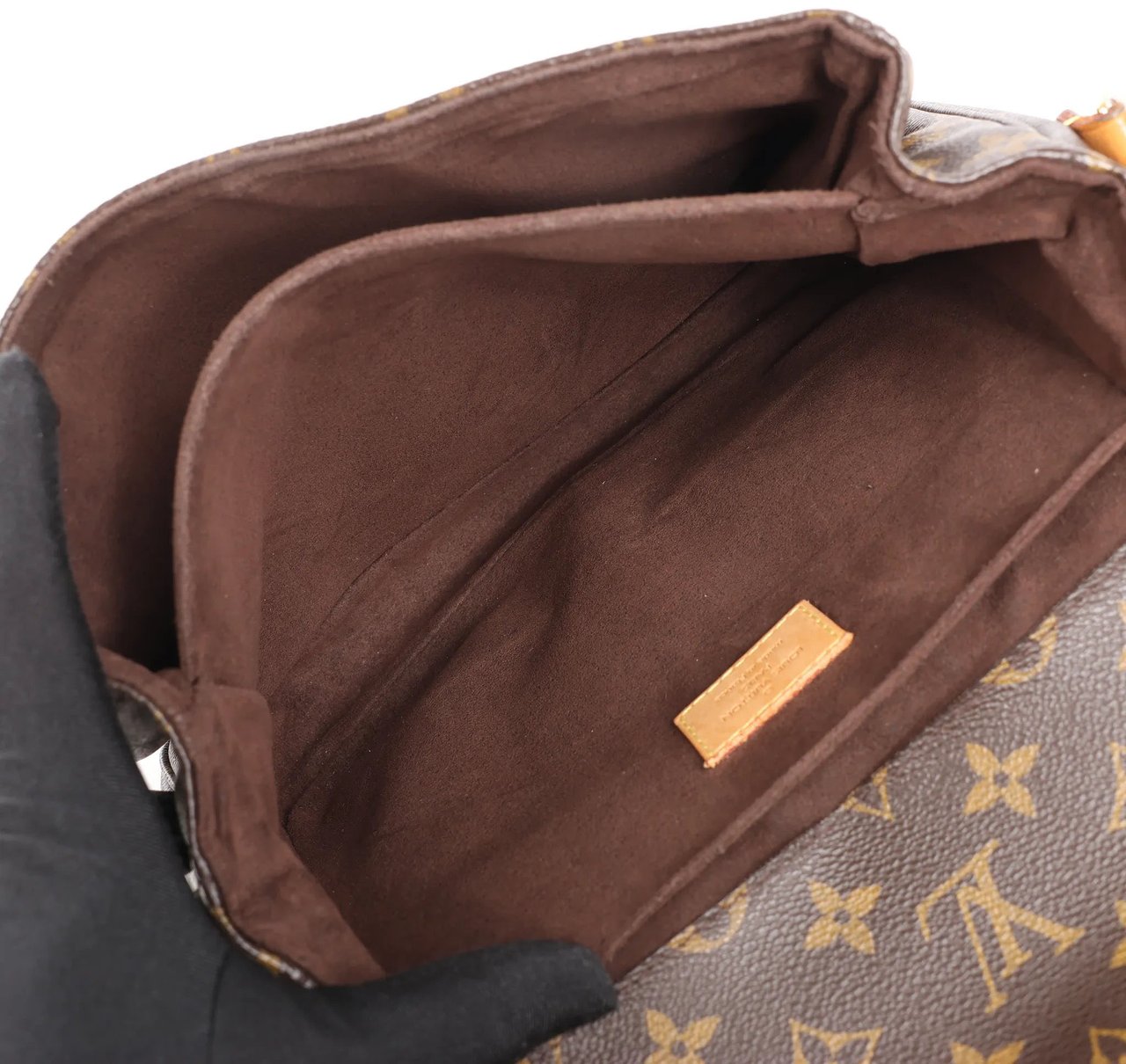 Louis Vuitton Louis Vuitton Pochette Metis MM Monogram Canvas Crossbody Bag in Brown M44875 Bruin