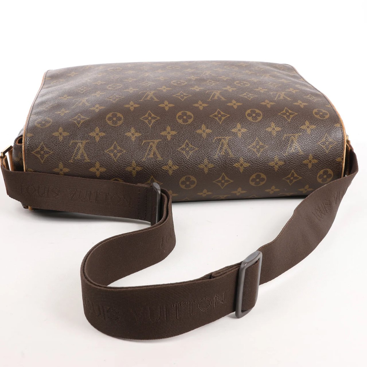 Louis Vuitton Louis Vuitton Valmy GM Monogram Canvas Messenger Crossbody Bag in Brown Bruin