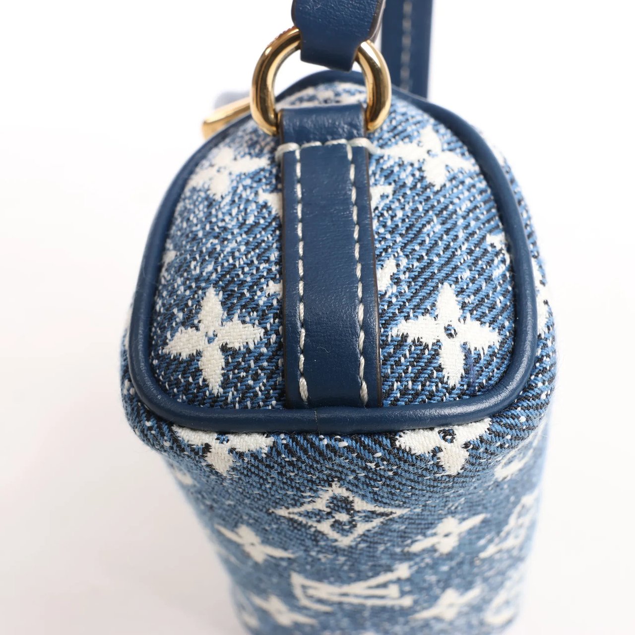 Louis Vuitton Louis Vuitton Speedy Micro Monogram Denim Handbag in Blue Blauw