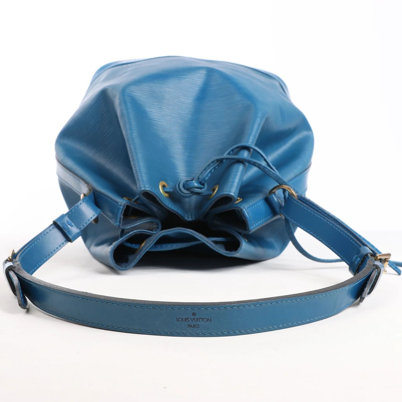 Louis Vuitton Louis Vuitton Noe Epi Leather Shoulder Bag in Blue Blauw