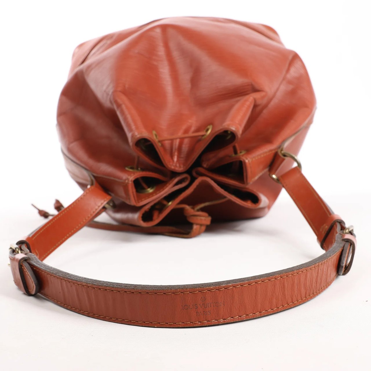 Louis Vuitton Louis Vuitton Noe Epi Leather Shoulder Bag in Brown Bruin