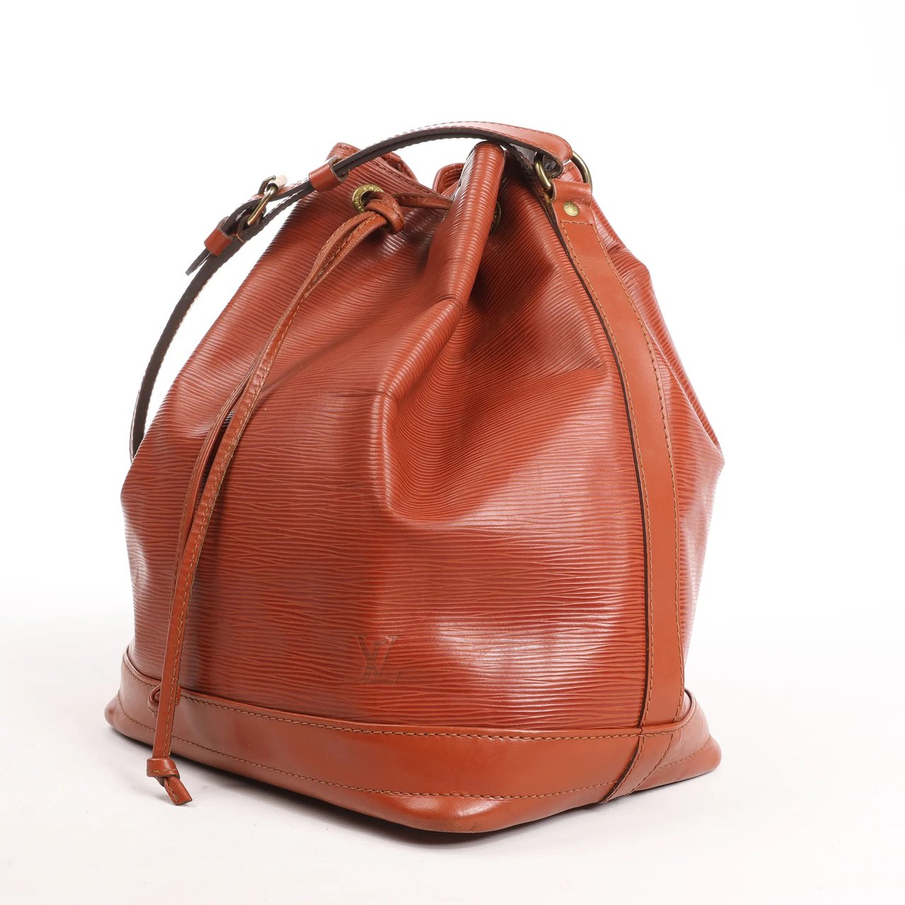 Louis Vuitton Louis Vuitton Noe Epi Leather Shoulder Bag in Brown Bruin