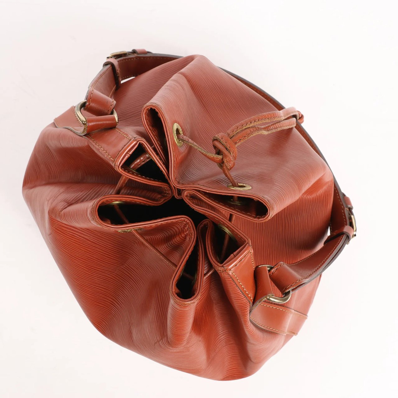 Louis Vuitton Louis Vuitton Noe Epi Leather Shoulder Bag in Brown Bruin