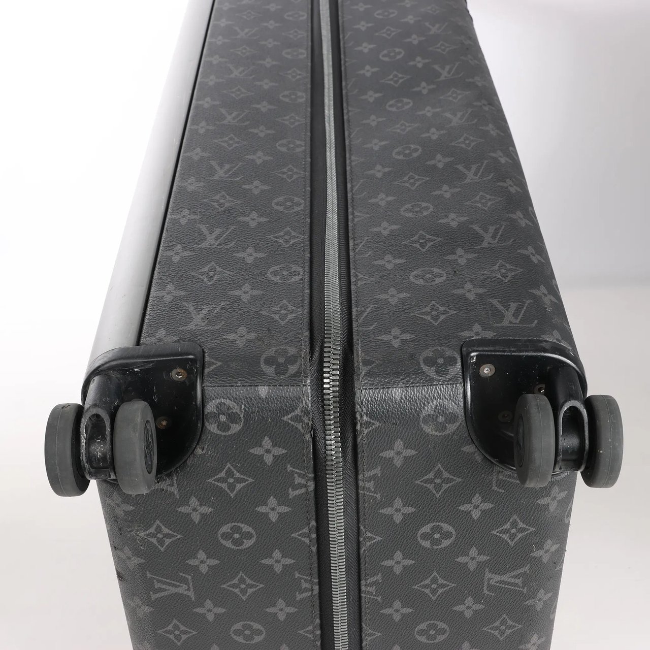Louis Vuitton Louis Vuitton Horizon 60 Monogram Eclipse Travel Bag in Black Zwart