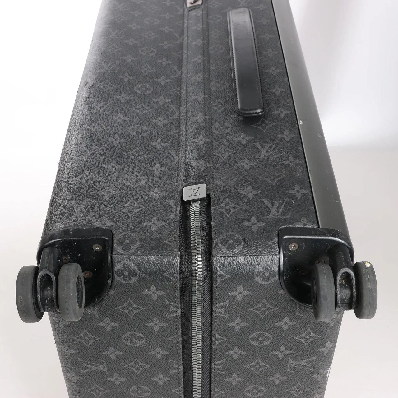 Louis Vuitton Louis Vuitton Horizon 60 Monogram Eclipse Travel Bag in Black Zwart