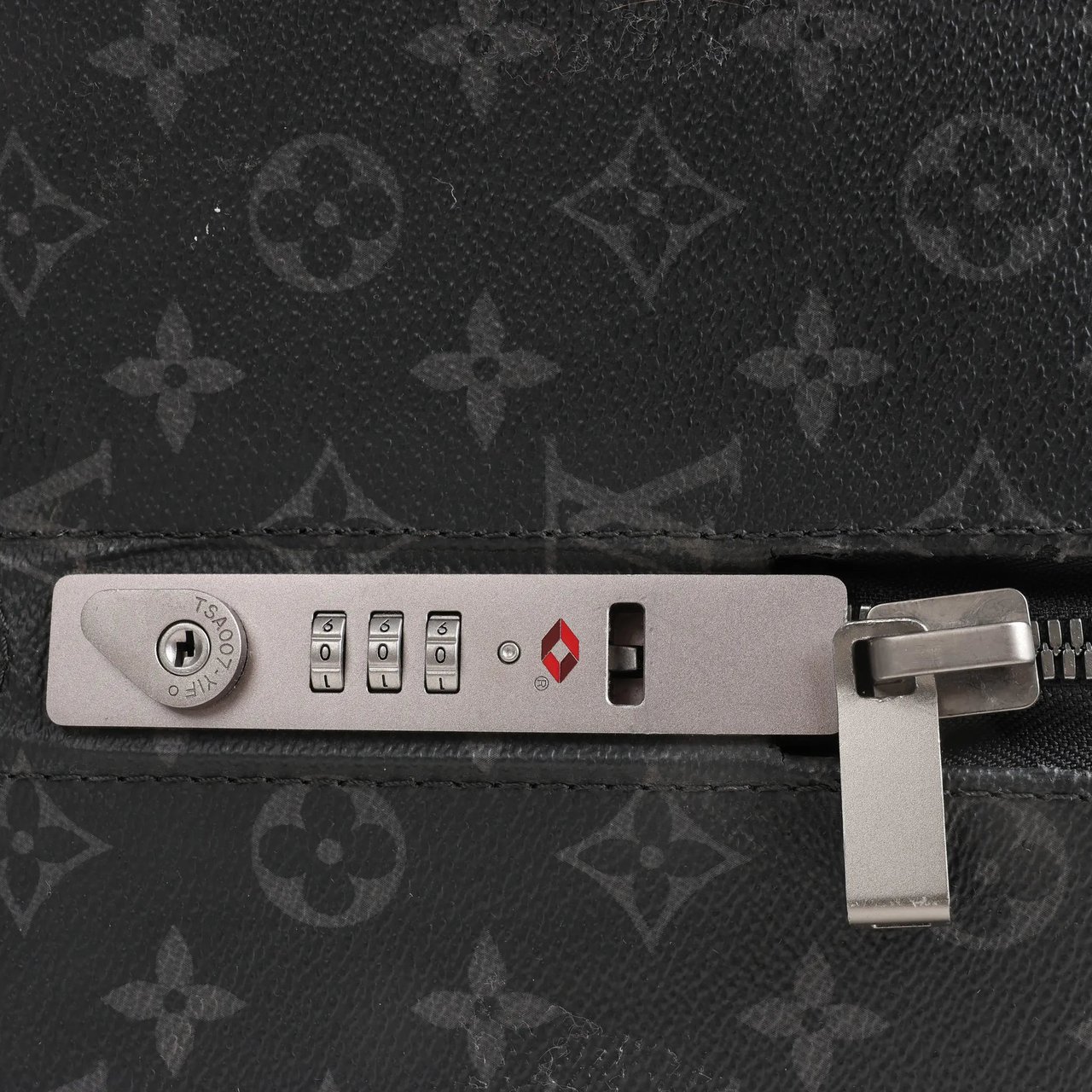 Louis Vuitton Louis Vuitton Horizon 60 Monogram Eclipse Travel Bag in Black Zwart