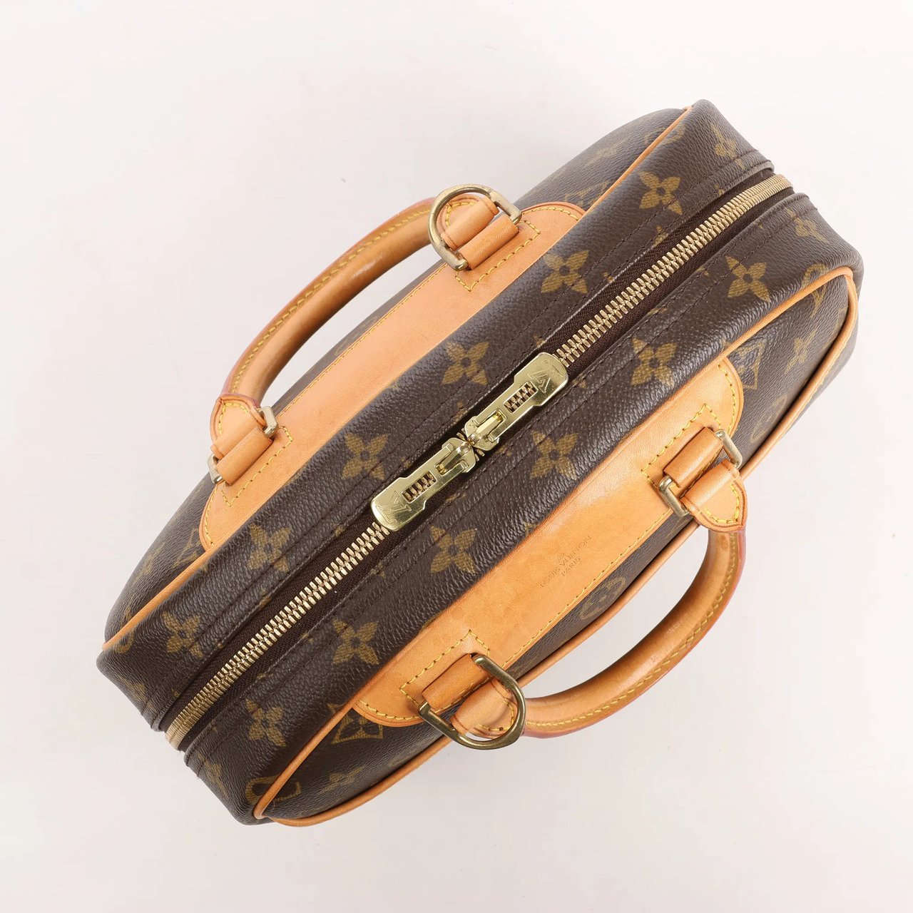 Louis Vuitton Louis Vuitton Monogram Canvas Trouville Handbag in Brown M42228 Bruin