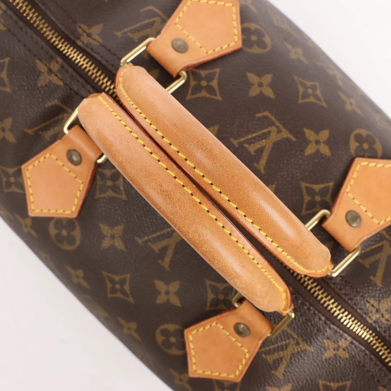 Louis Vuitton Louis Vuitton Speedy 40 Monogram Handbag in Brown Bruin