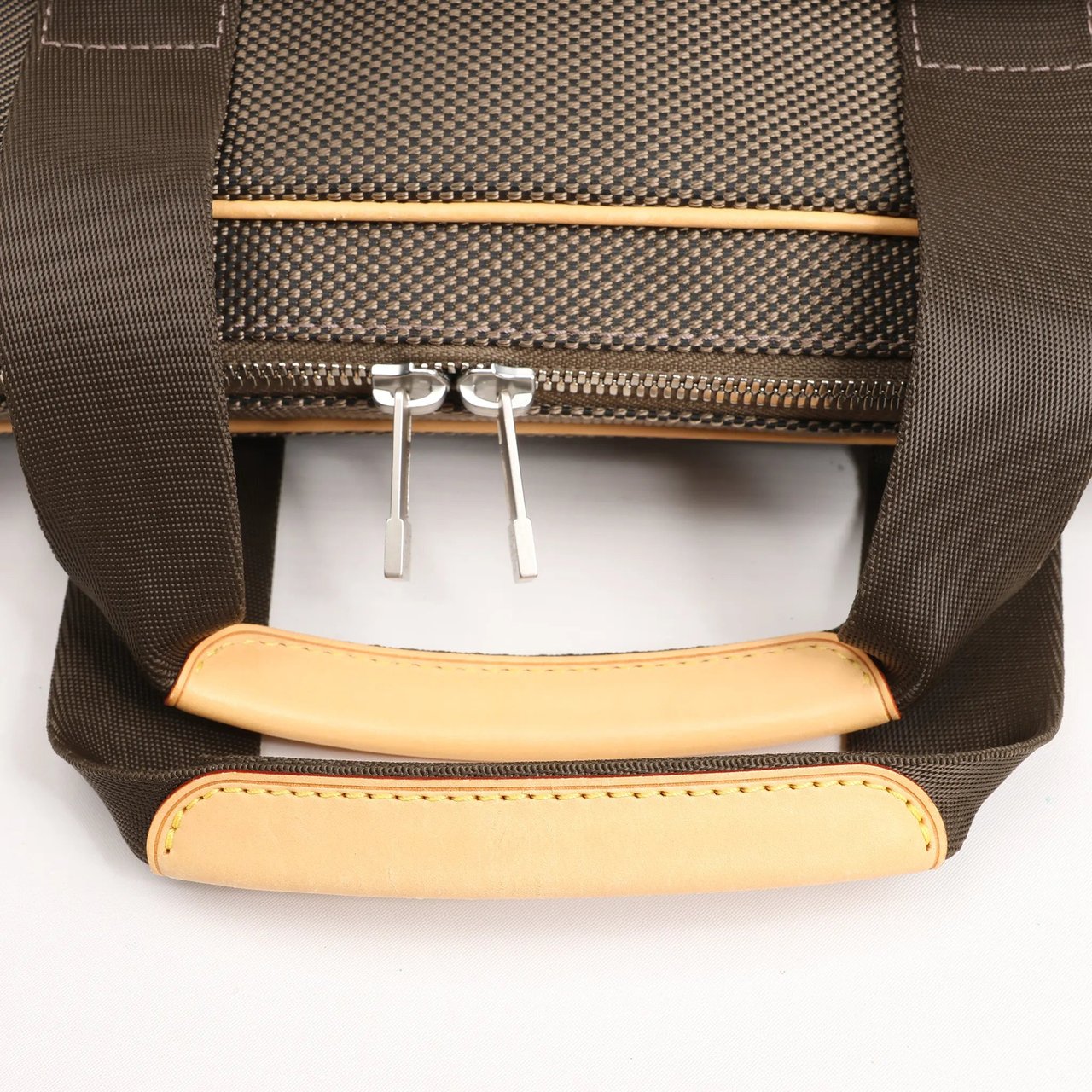 Louis Vuitton Louis Vuitton Associe GM Damier Geant 2Way Handbag in Khaki N58035 Divers