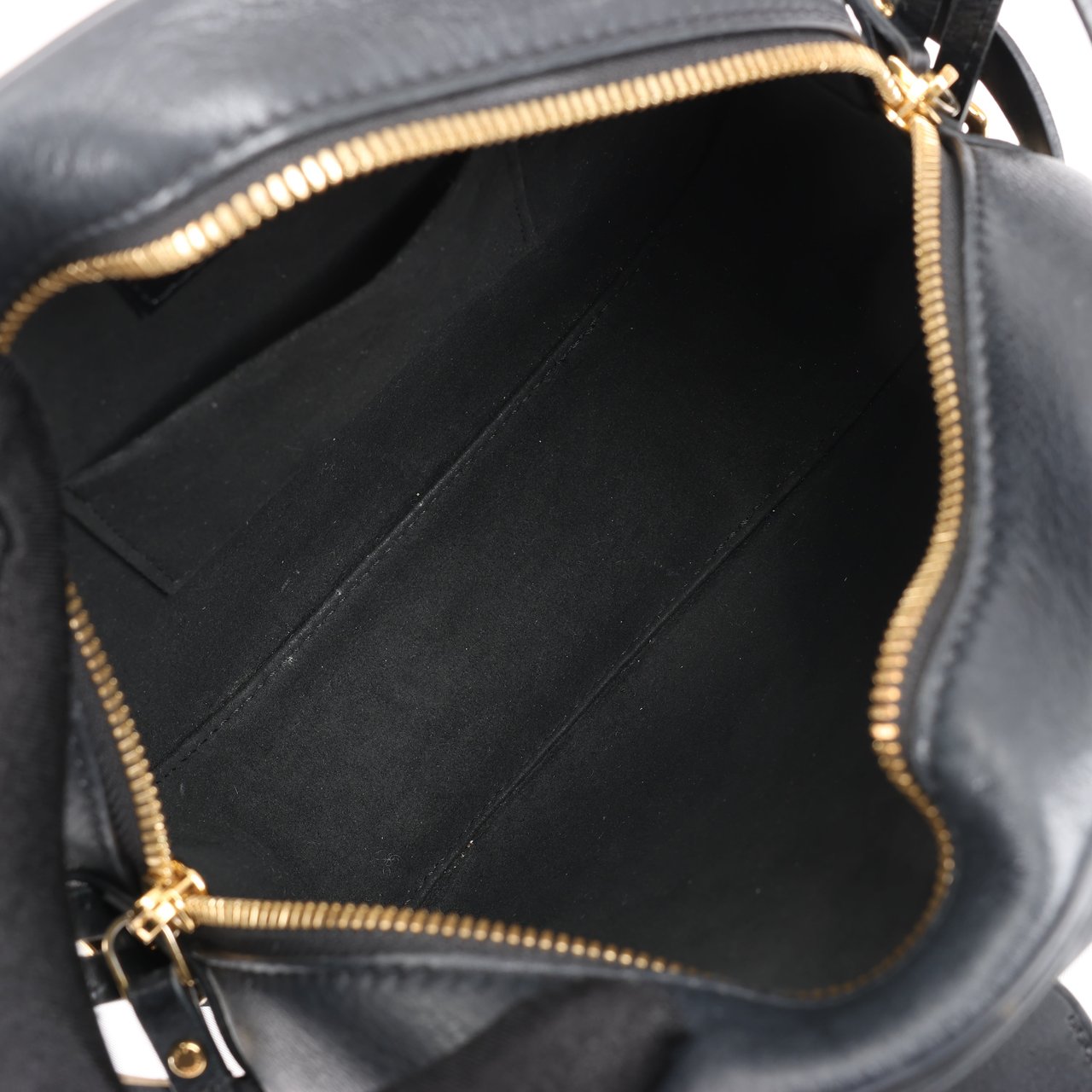 Louis Vuitton Louis Vuitton Boite Chapeau Souple Vernis Leather Crossbody Bag in Black M53999 Zwart