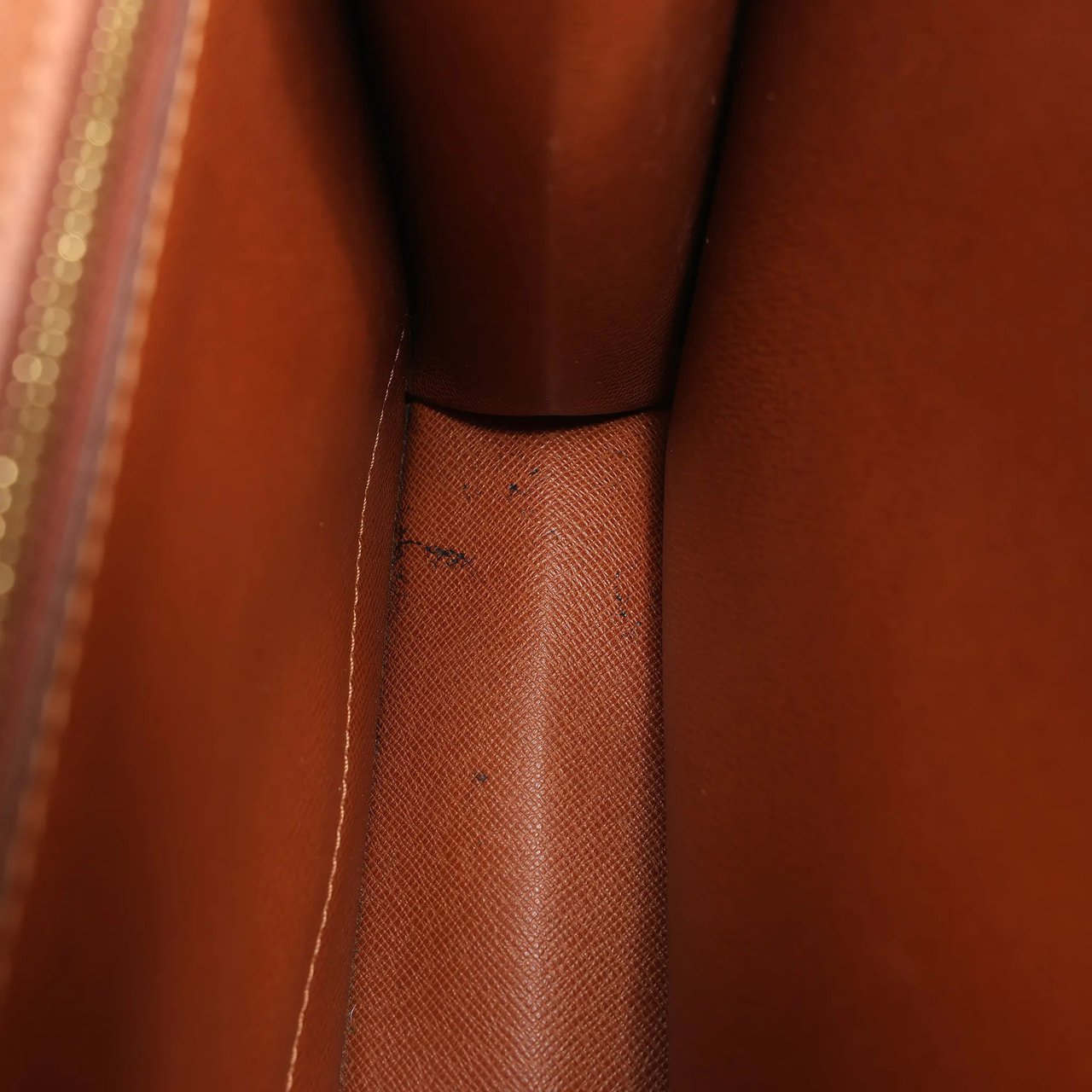 Louis Vuitton Louis Vuitton Monceau Monogram Canvas Handbag in Brown M51187 Bruin