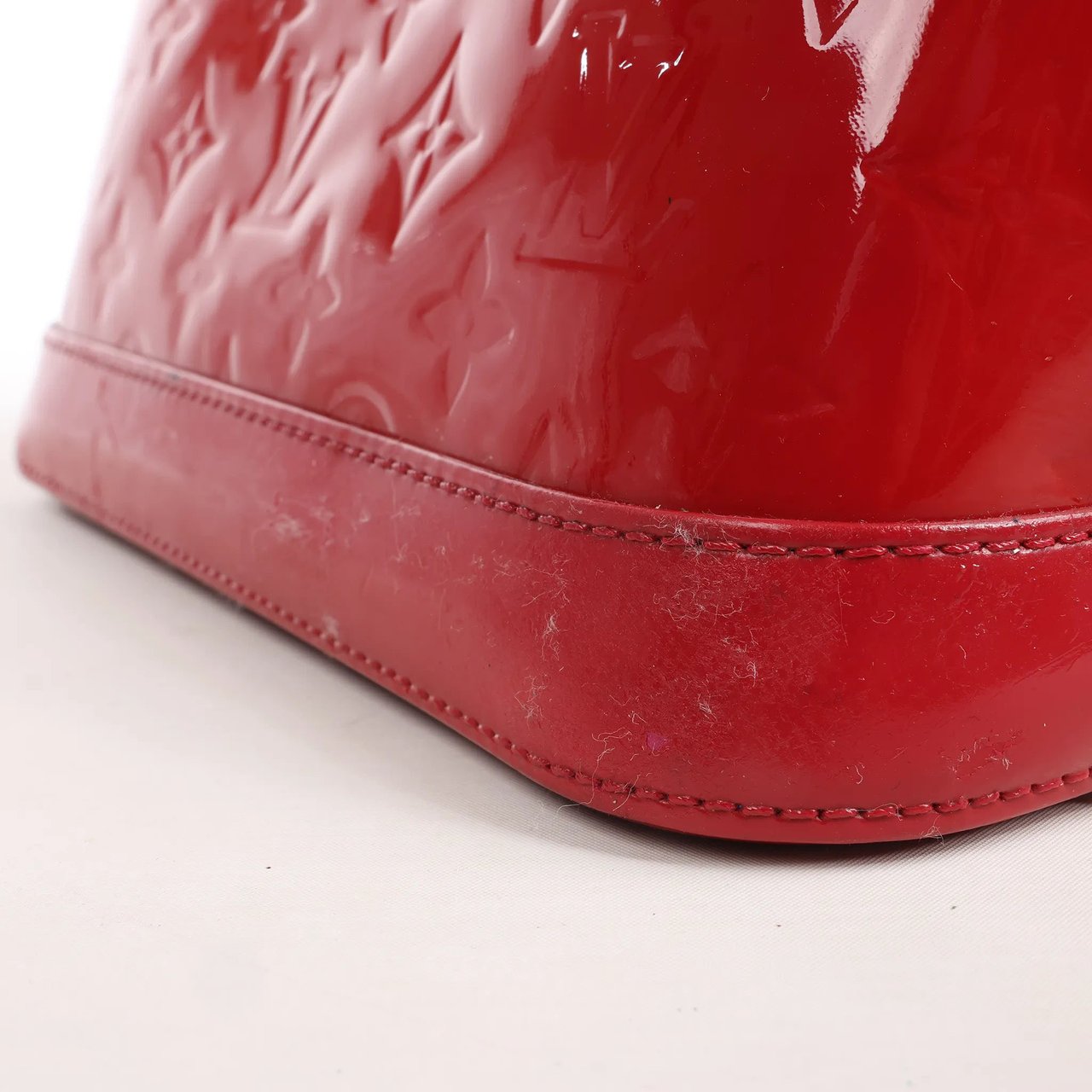 Louis Vuitton Louis Vuitton Alma BB Monogram Vernis 2Way Handbag in Red M90174 Rood