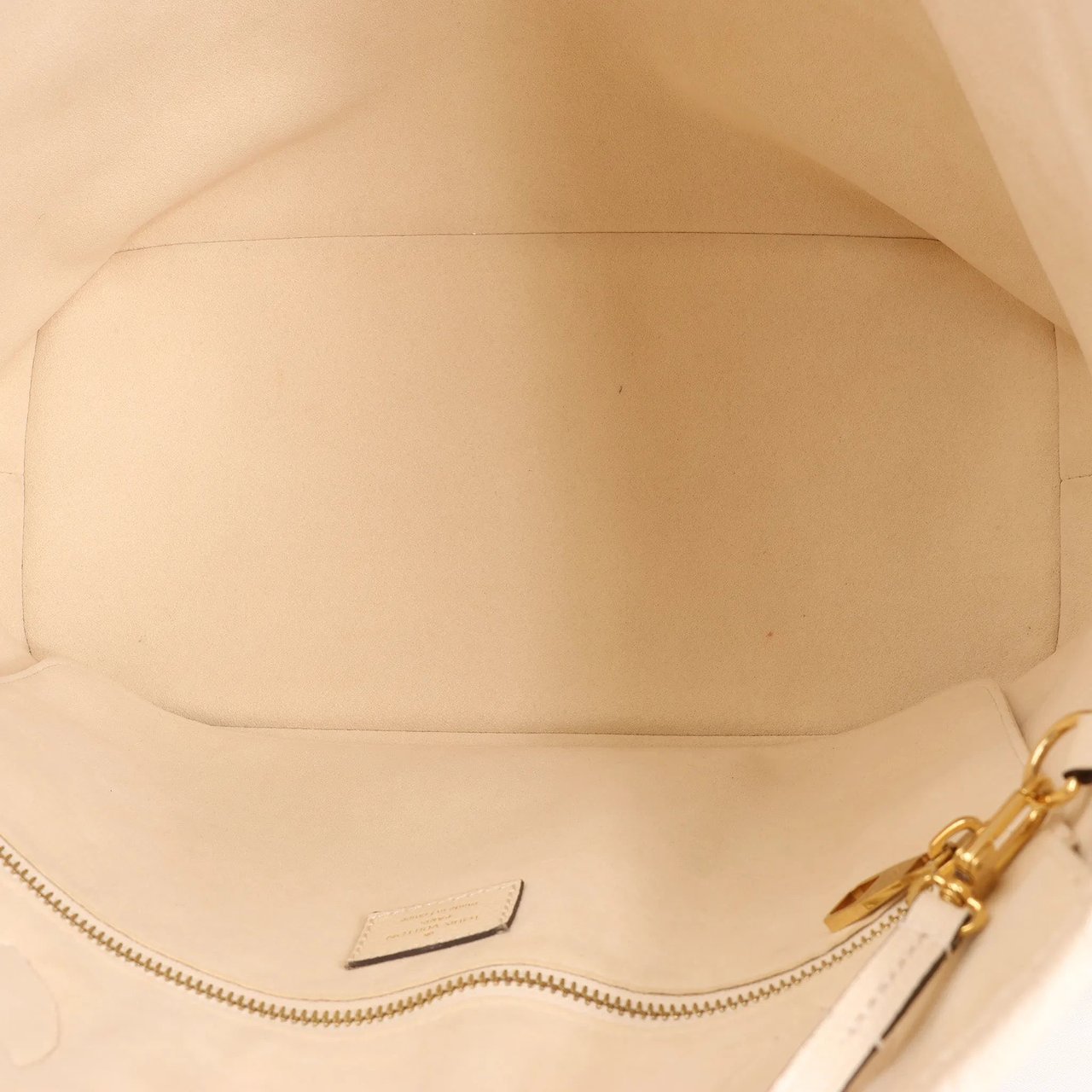 Louis Vuitton Louis Vuitton Neverfull MM Monogram Empreinte Shoulder Bag in White M46676 Divers