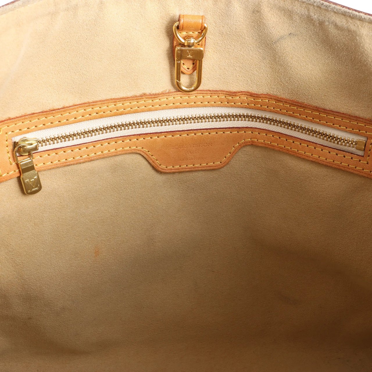 Louis Vuitton Louis Vuitton Hampstead PM Damier Azur Handbag in Beige N51207 Divers