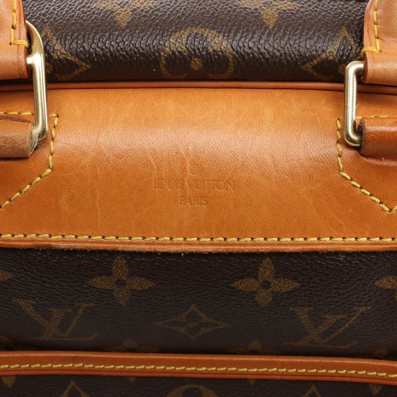 Louis Vuitton Louis Vuitton Deauville Monogram Canvas Handbag in Brown M47270 Bruin