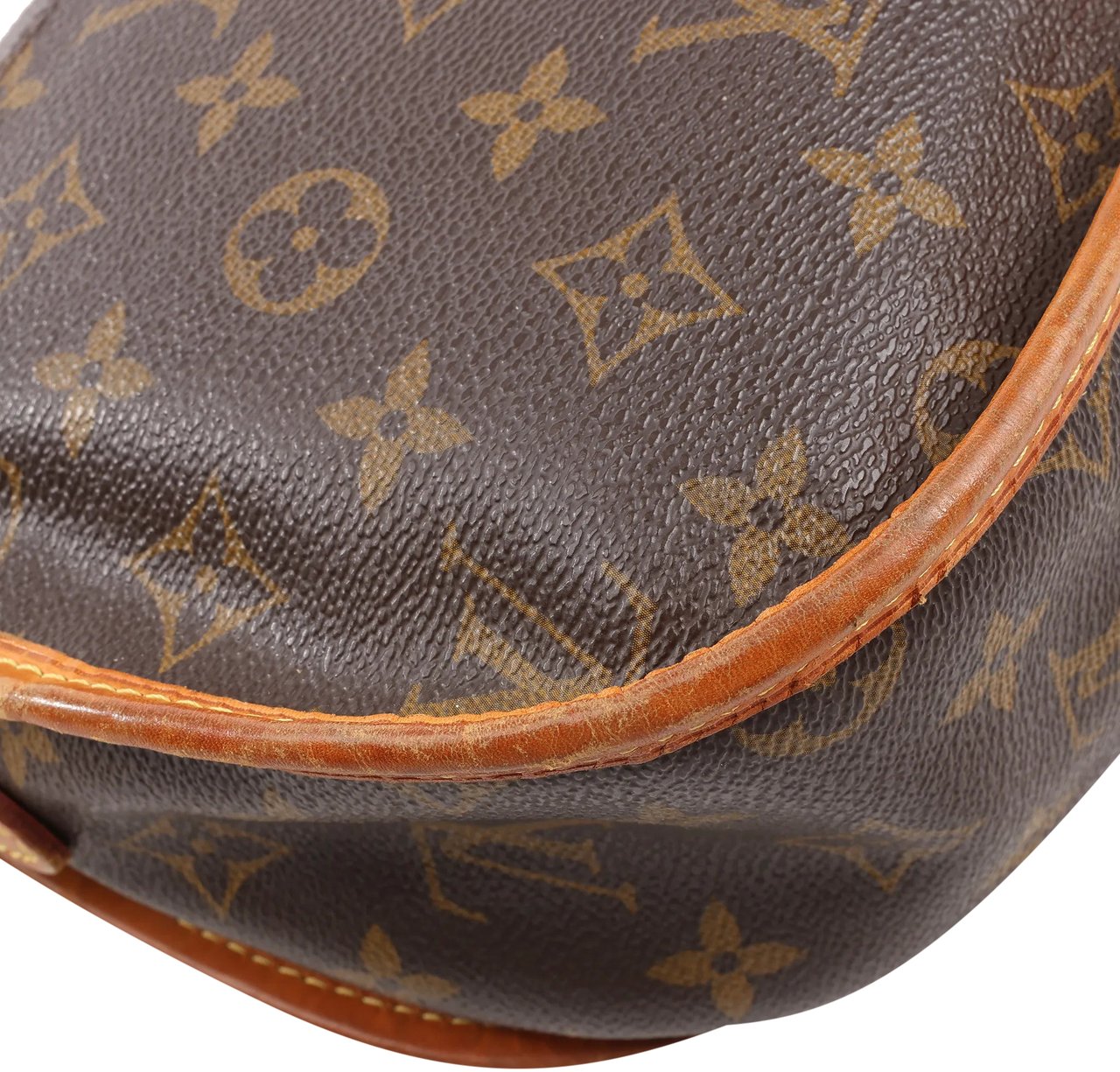 Louis Vuitton Louis Vuitton Monogram Canvas Menilmontant PM Crossbody Bag M40474 Divers