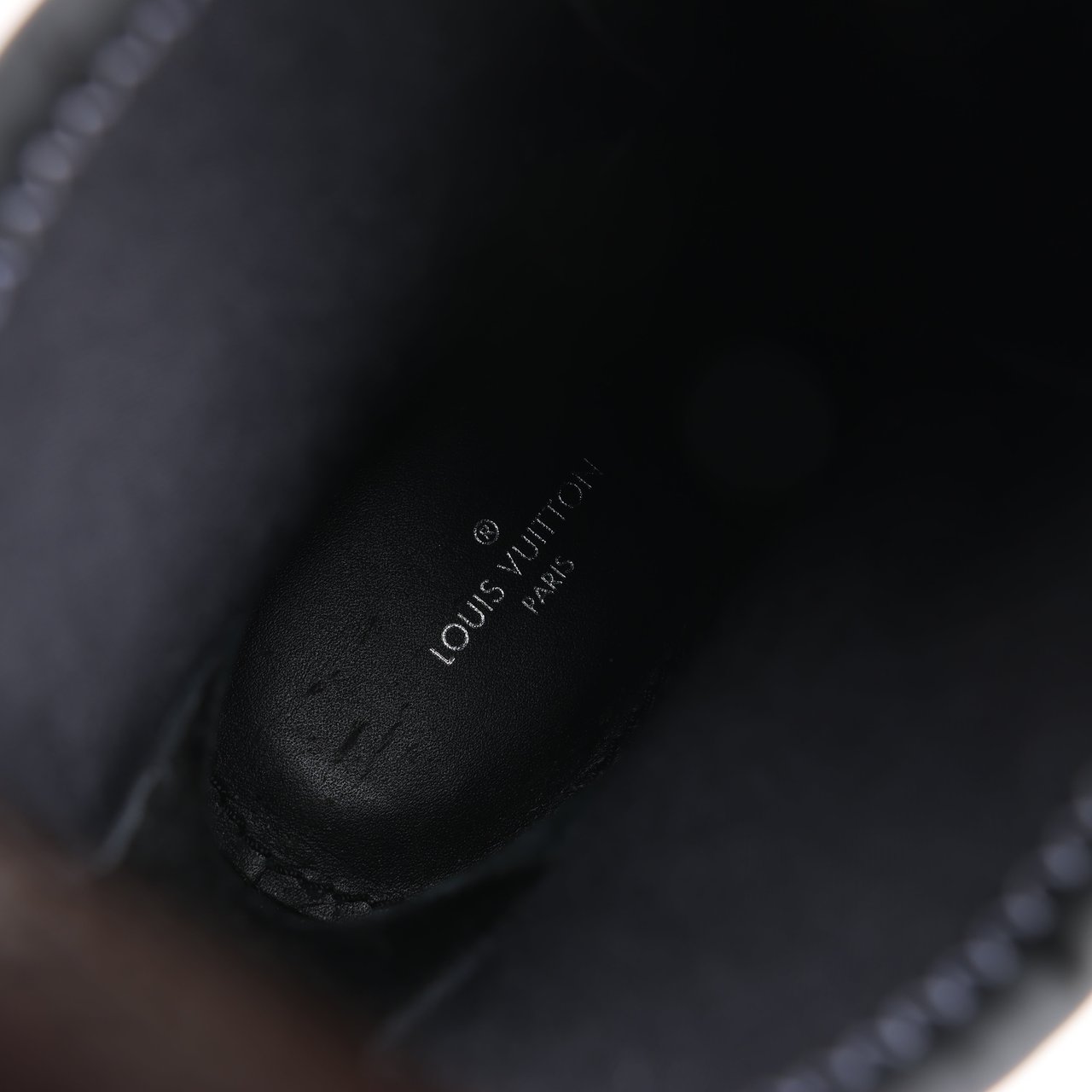 Louis Vuitton Louis Vuitton Neoprene Deep Sea Ankle Boot in Blue, Size 39 EU Blauw