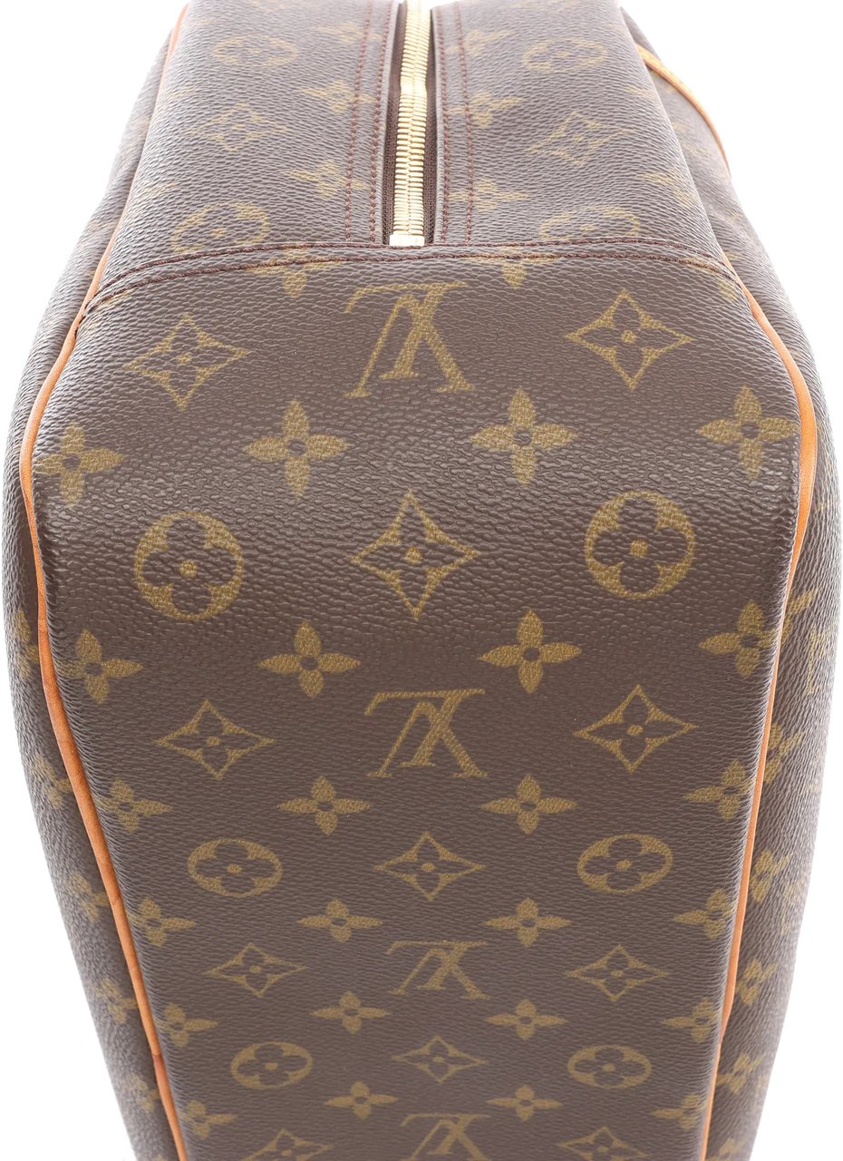 Louis Vuitton Louis Vuitton Deauville Monogram Canvas Handbag in Brown M47270 Bruin
