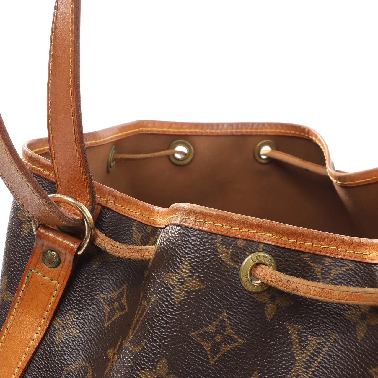 Louis Vuitton Louis Vuitton Noe Monogram Canvas Shoulder Bag in Brown M42224 Bruin