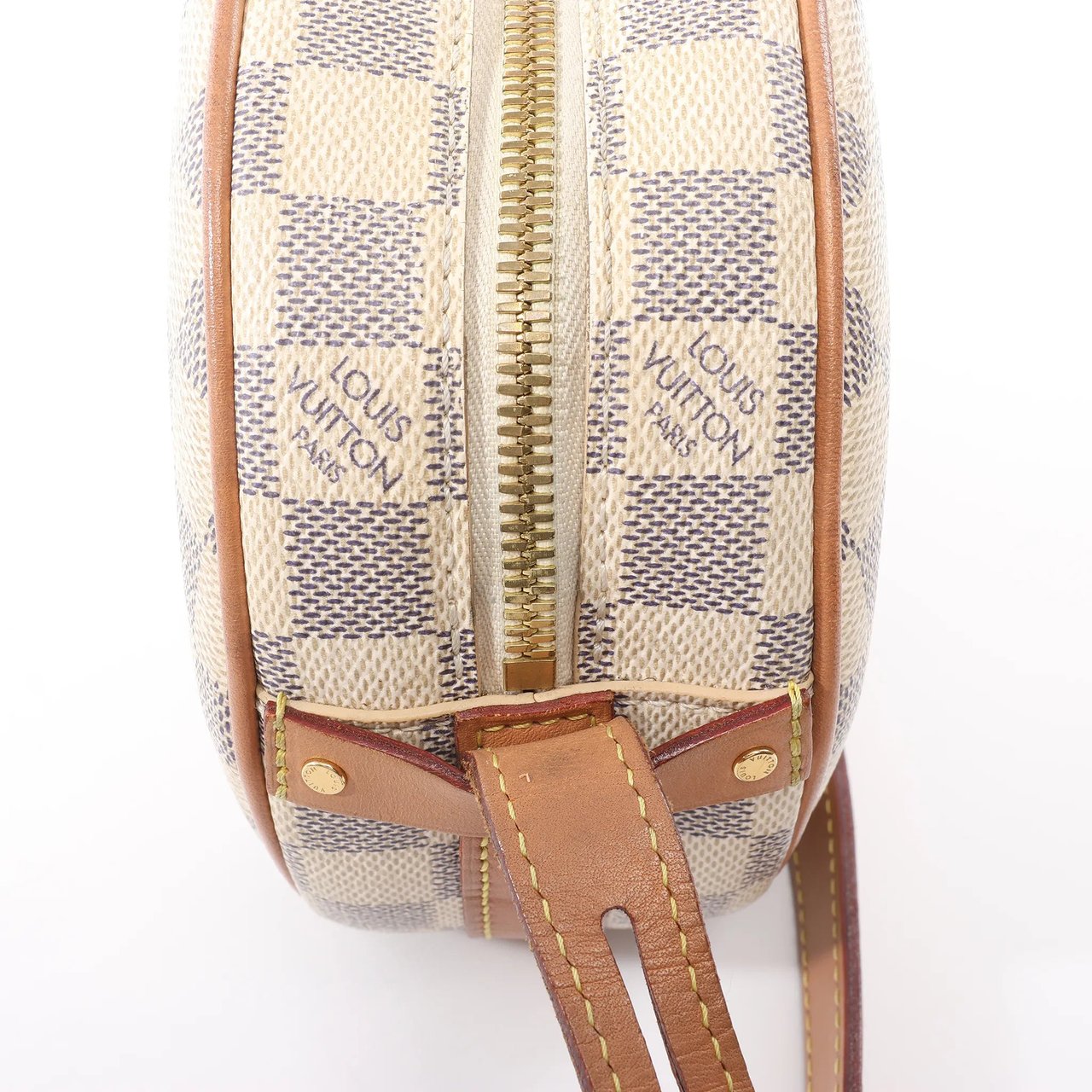 Louis Vuitton Louis Vuitton Boite Chapeau Souple Damier Azur Crossbody Bag in Beige N40333 Divers