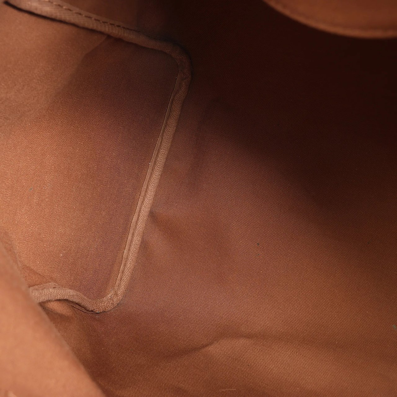 Louis Vuitton Louis Vuitton Speedy 40 Monogram Canvas Handbag in Brown M41522 Bruin