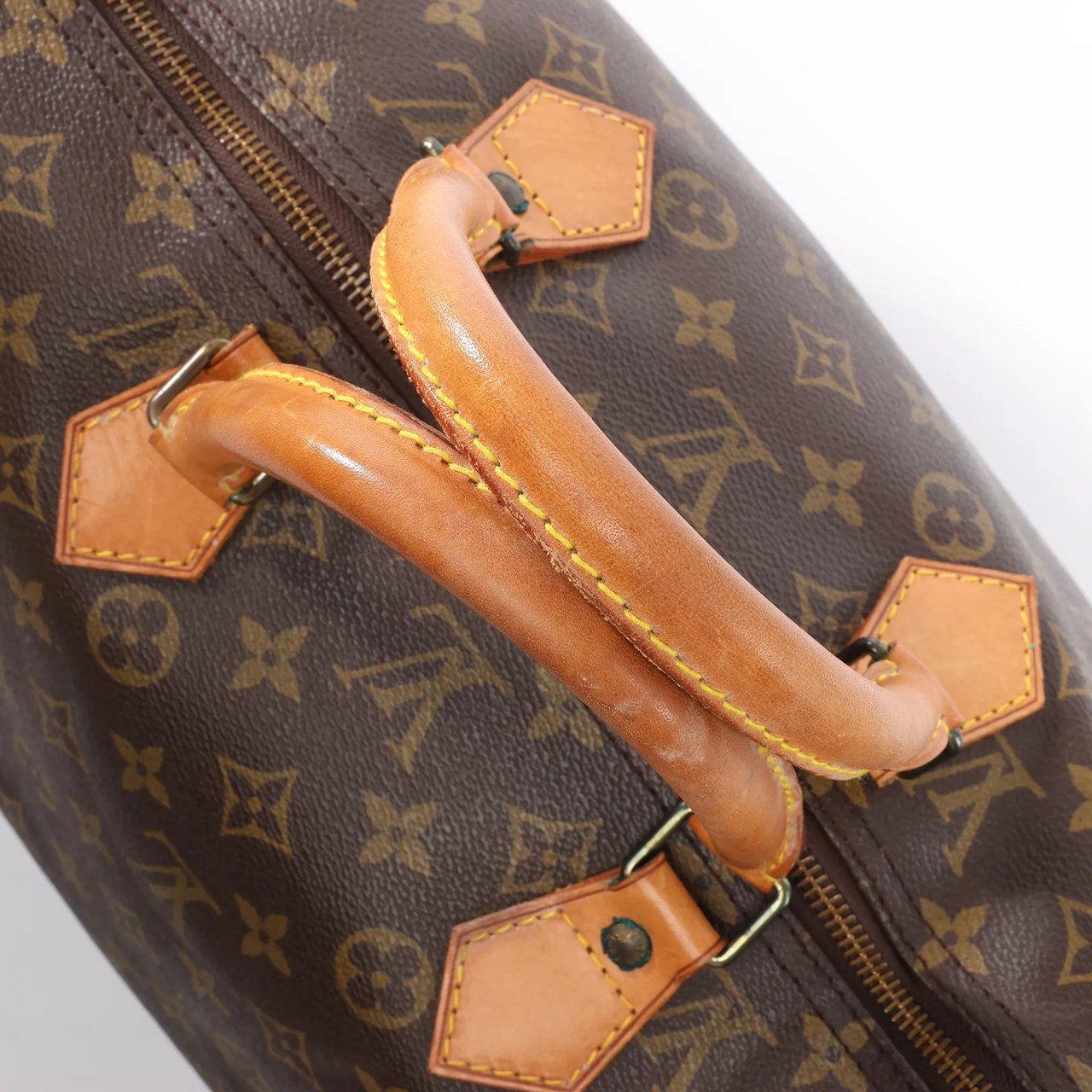 Louis Vuitton Louis Vuitton Speedy 40 Monogram Canvas Handbag in Brown M41522 Bruin