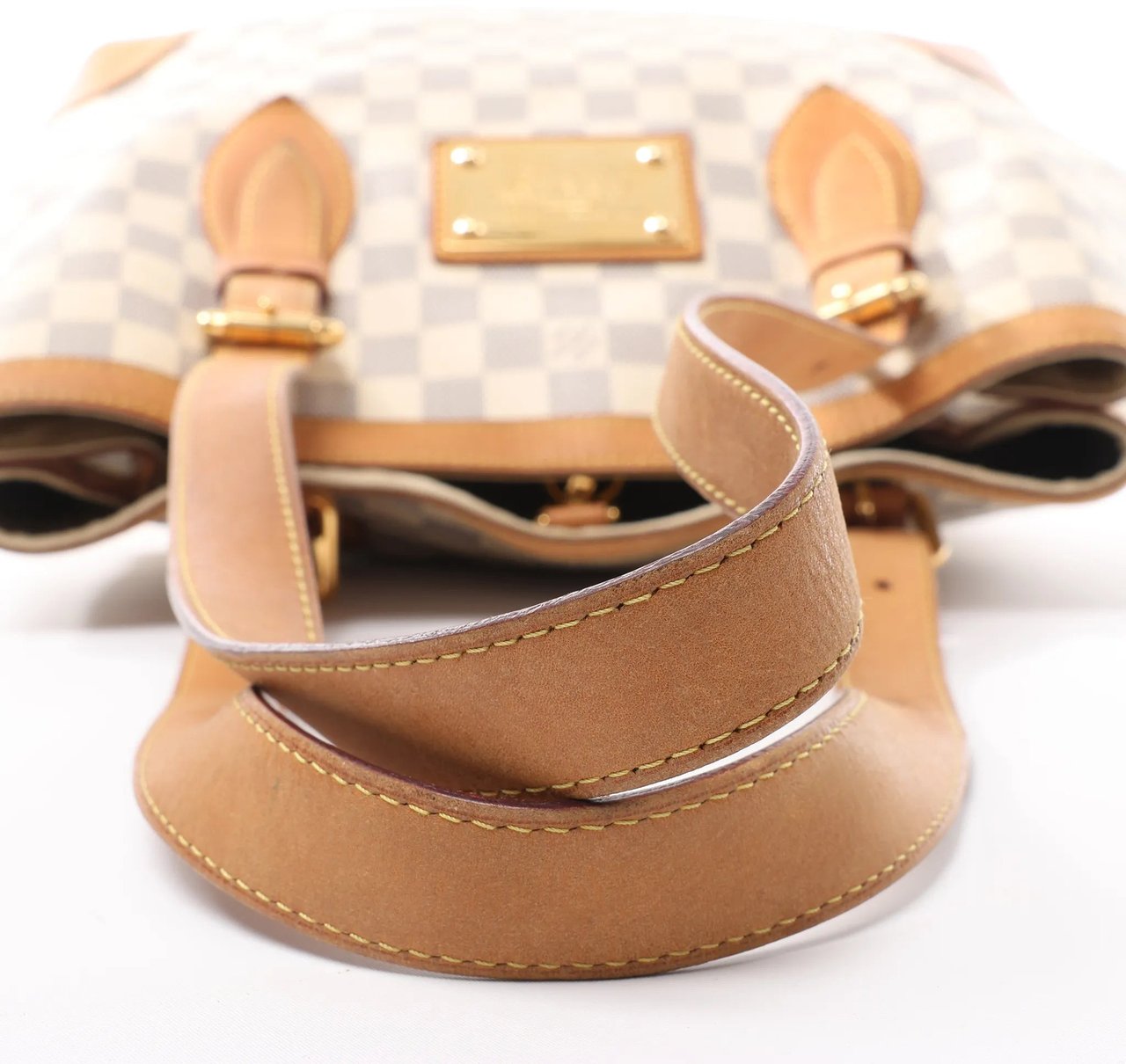 Louis Vuitton Louis Vuitton Hampstead MM Damier Azur Handbag in Beige N51206 Divers