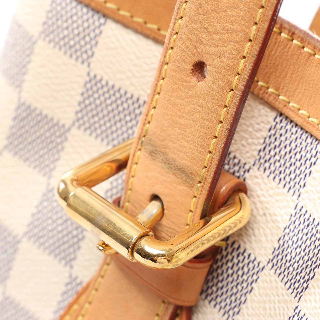 Louis Vuitton Louis Vuitton Hampstead MM Damier Azur Handbag in Beige N51206 Divers