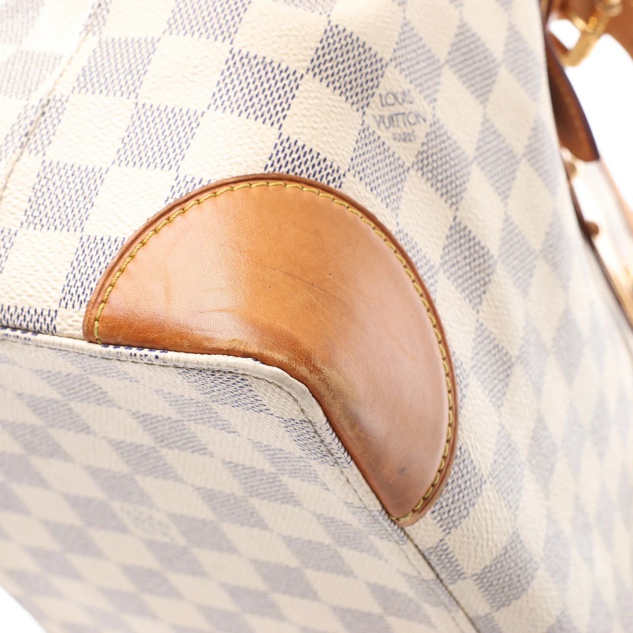 Louis Vuitton Louis Vuitton Hampstead MM Damier Azur Handbag in Beige N51206 Divers