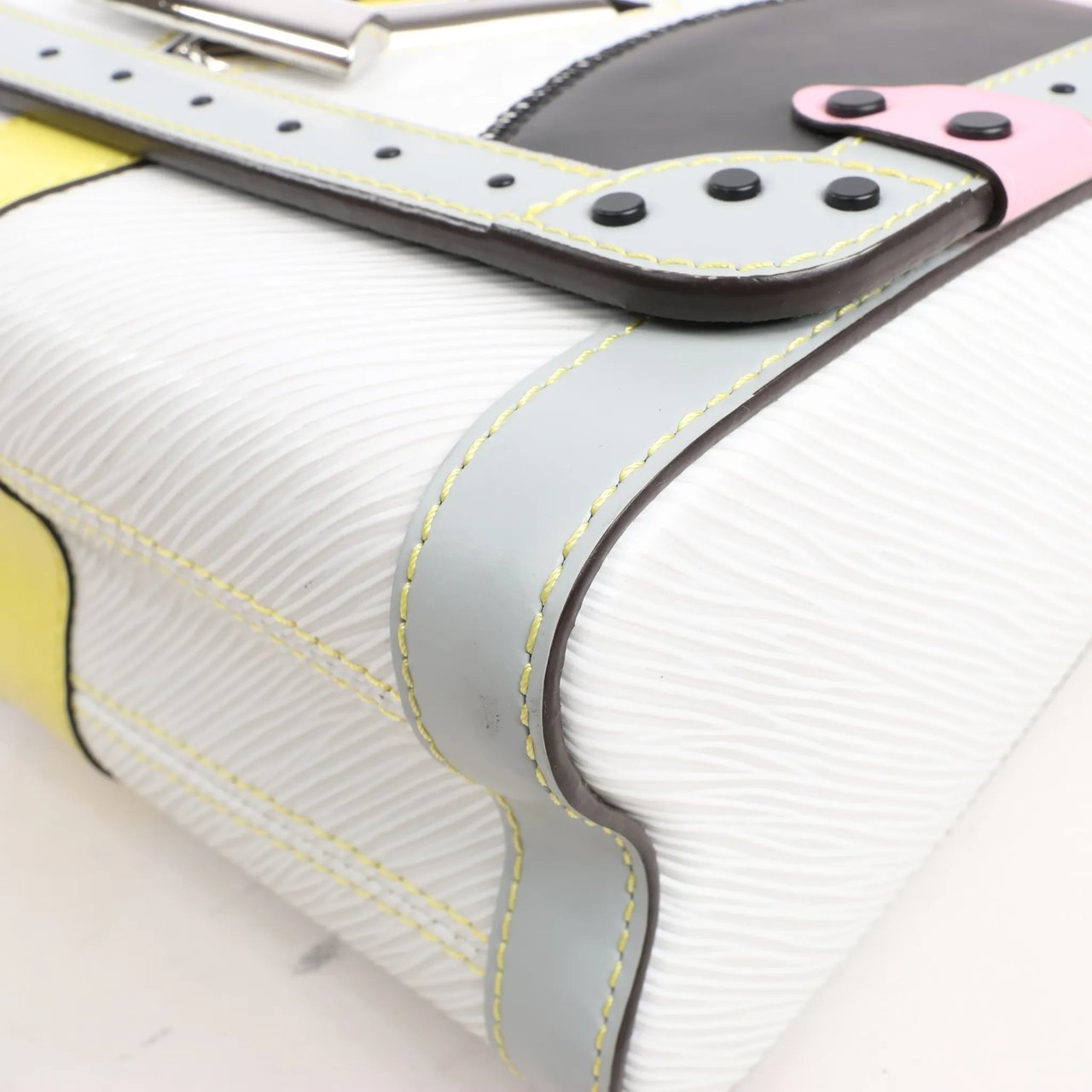 Louis Vuitton Louis Vuitton Twist MM Epi Leather Shoulder Bag in Multicolor M53717 Divers