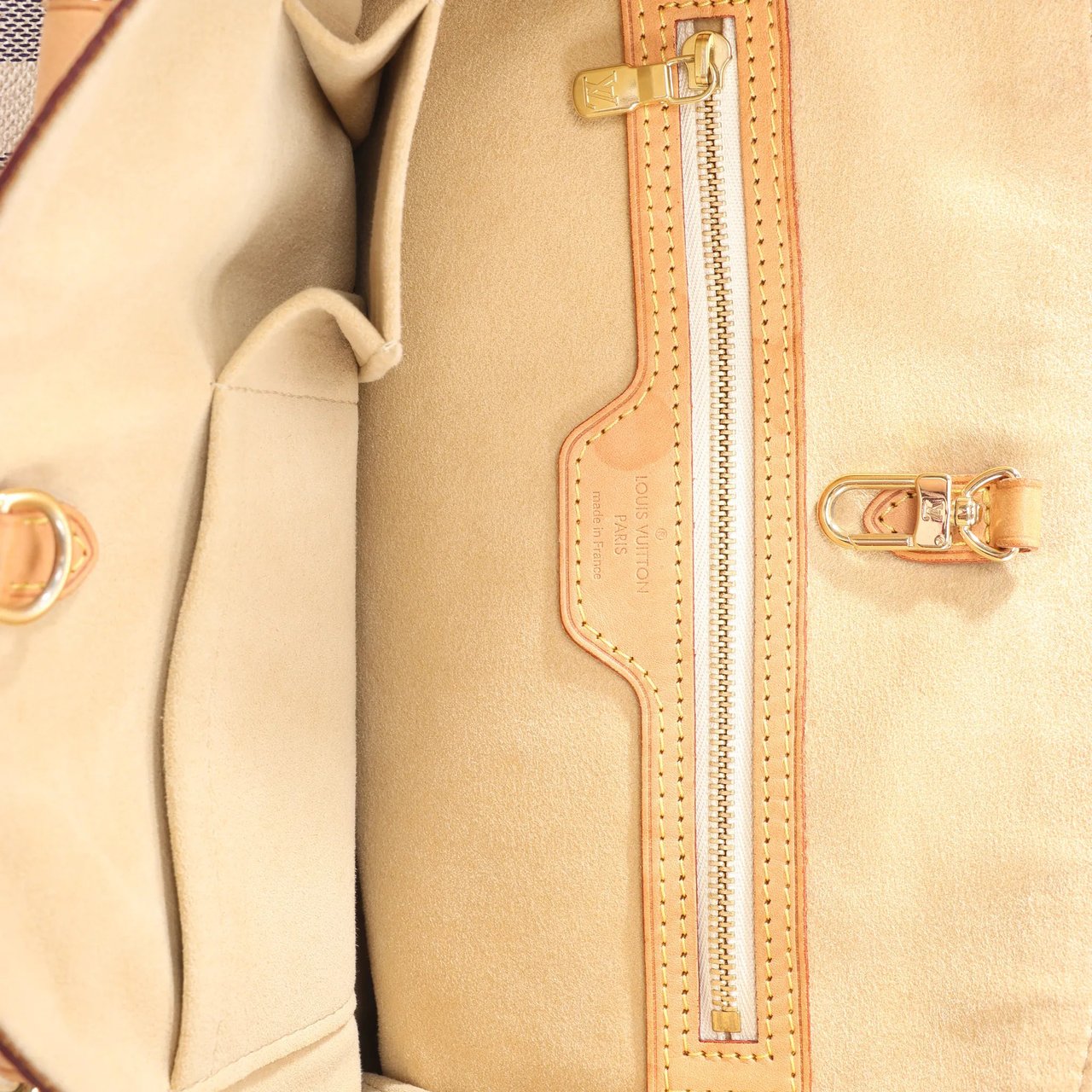 Louis Vuitton Louis Vuitton Hampstead PM Damier Azur Handbag in Beige N51207 Divers