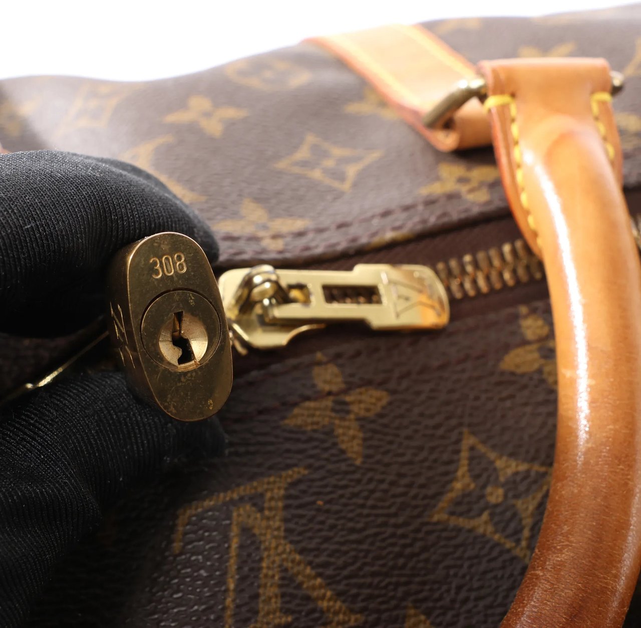 Louis Vuitton Louis Vuitton Keepall 60 Monogram Canvas Travel Bag in Brown M41422 Bruin